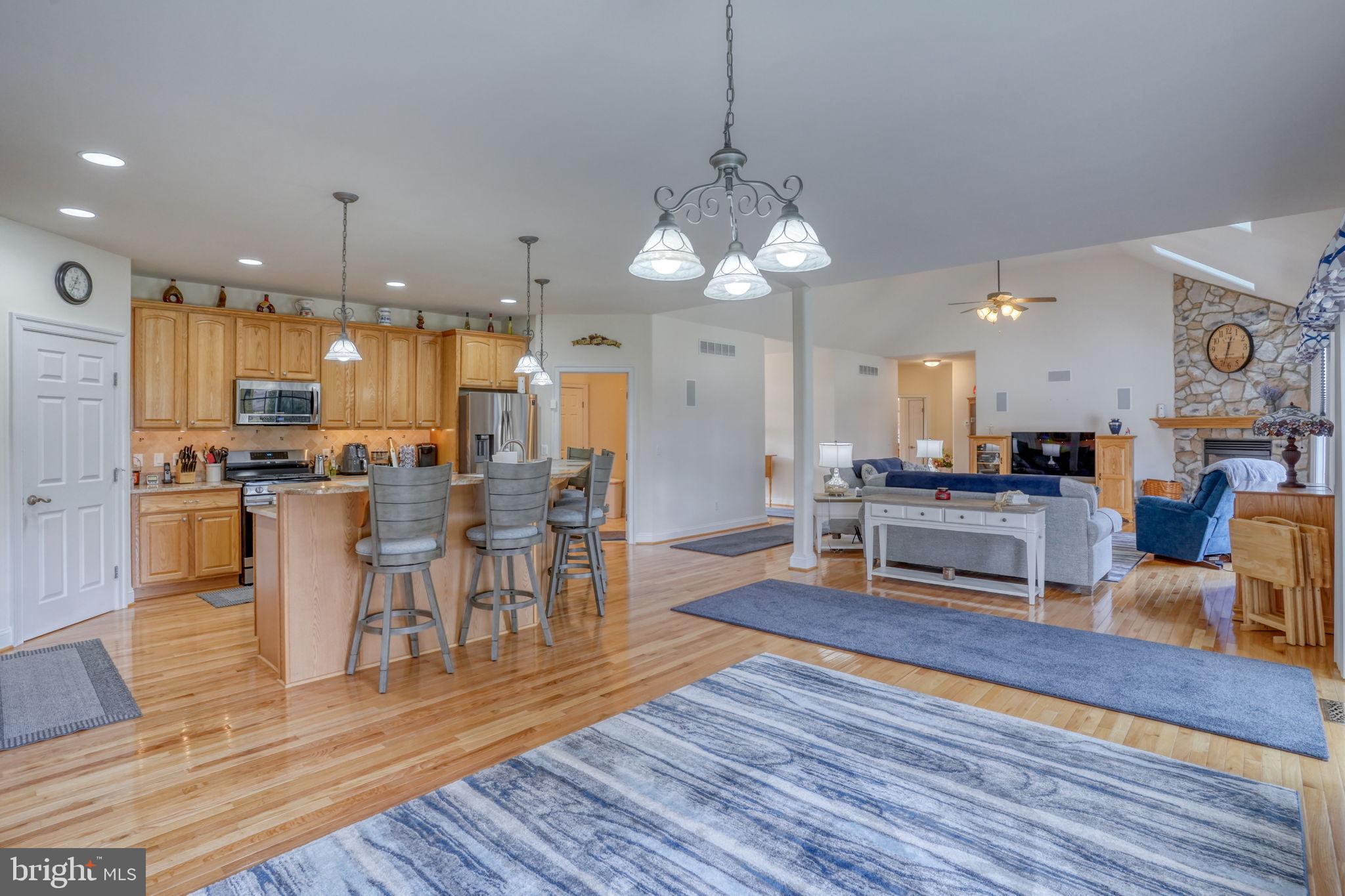 ROCKLAND HILLS - Residential