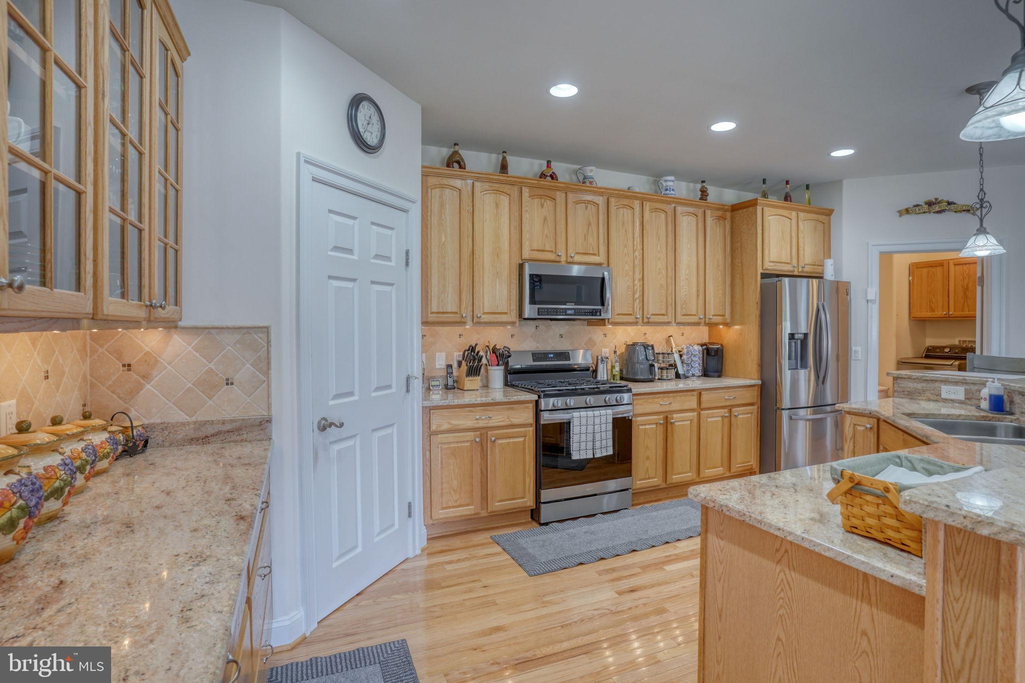 ROCKLAND HILLS - Residential