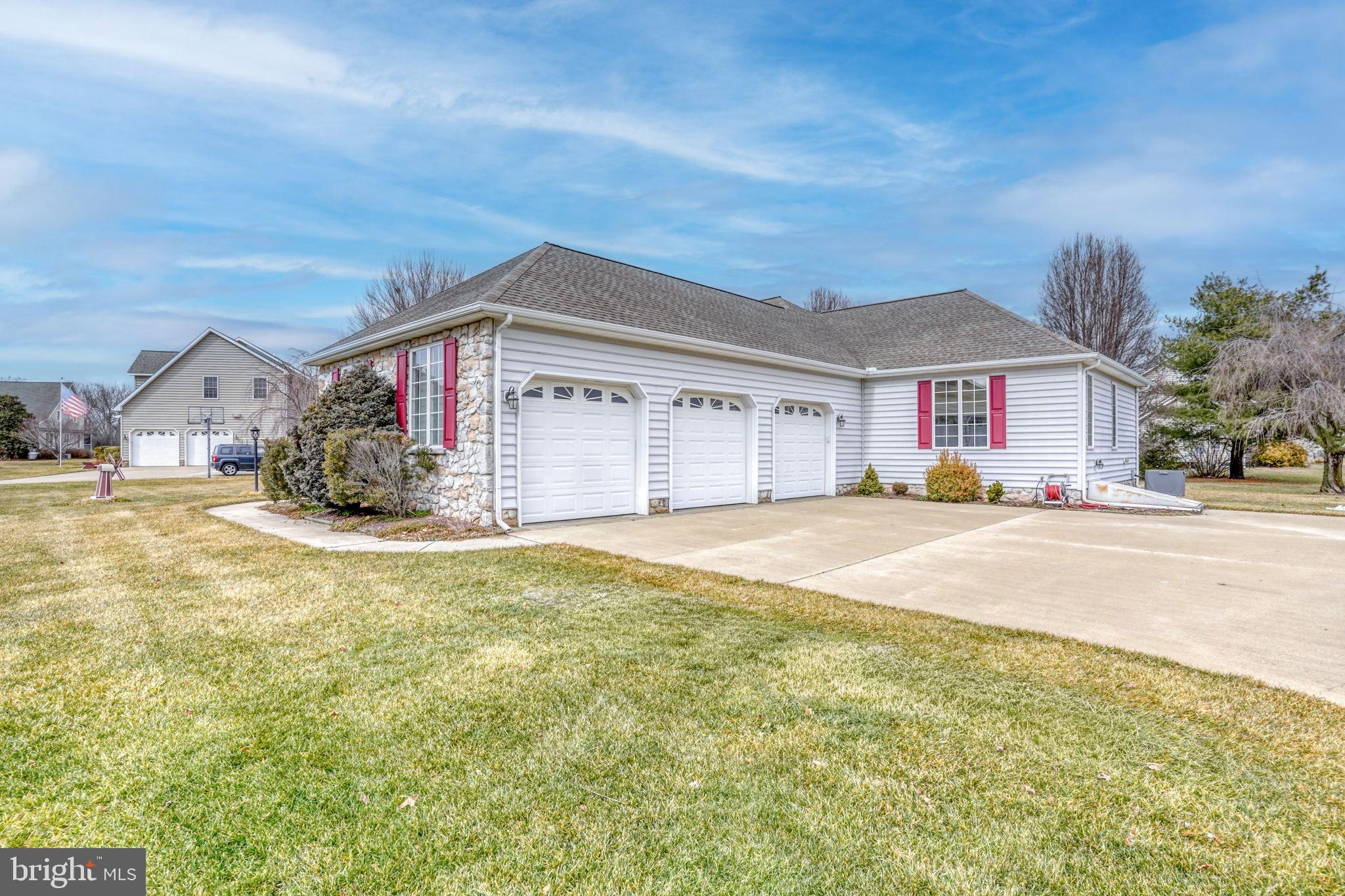 ROCKLAND HILLS - Residential