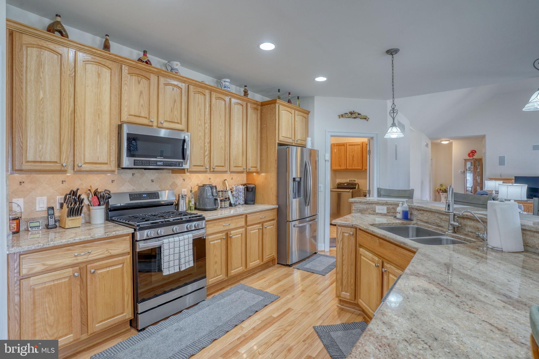 ROCKLAND HILLS - Residential