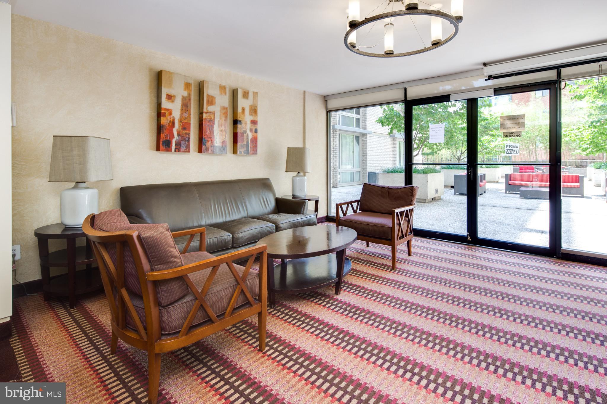 FOGGY BOTTOM - Residential Lease