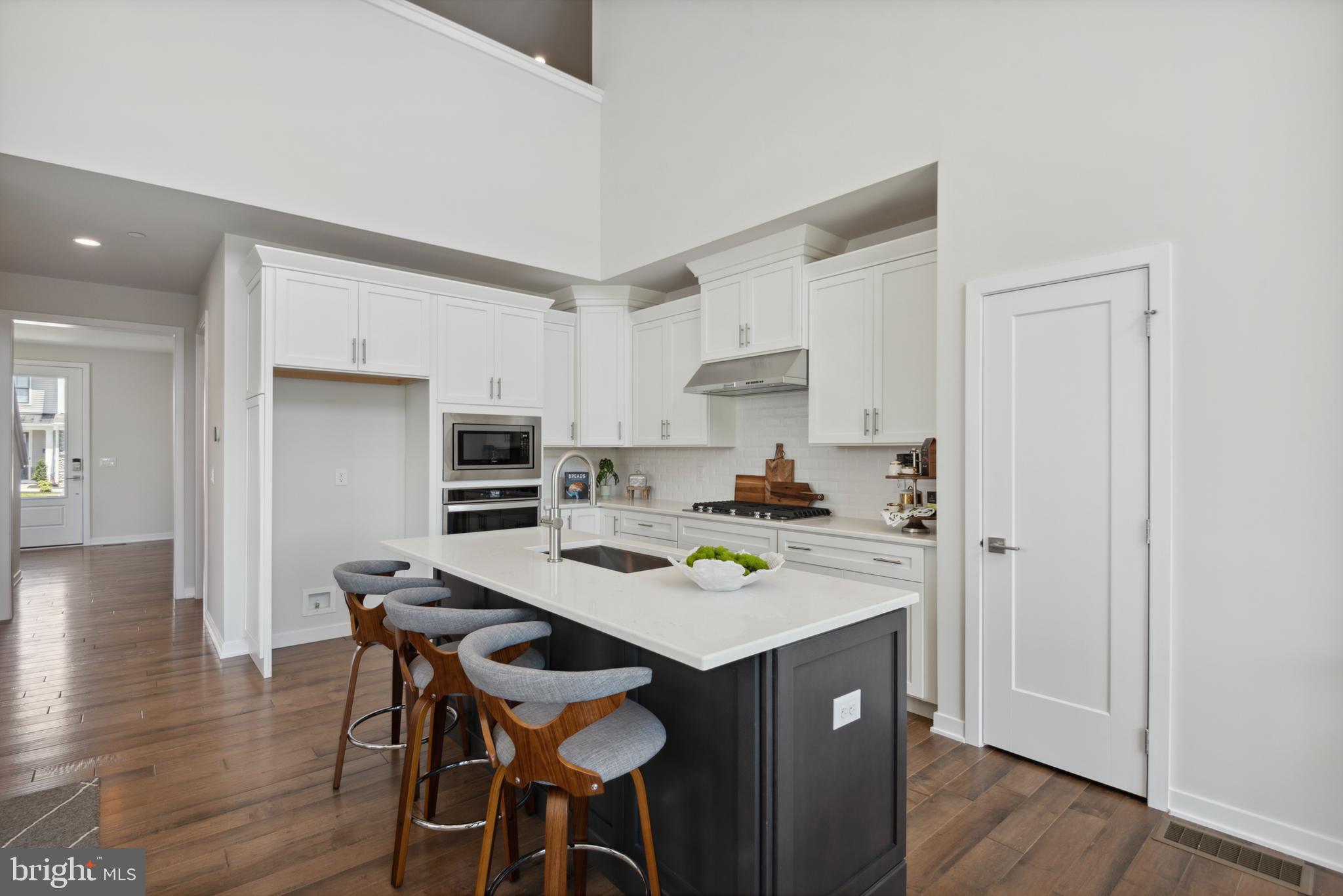 REGENCY AT WATERSIDE - Residential