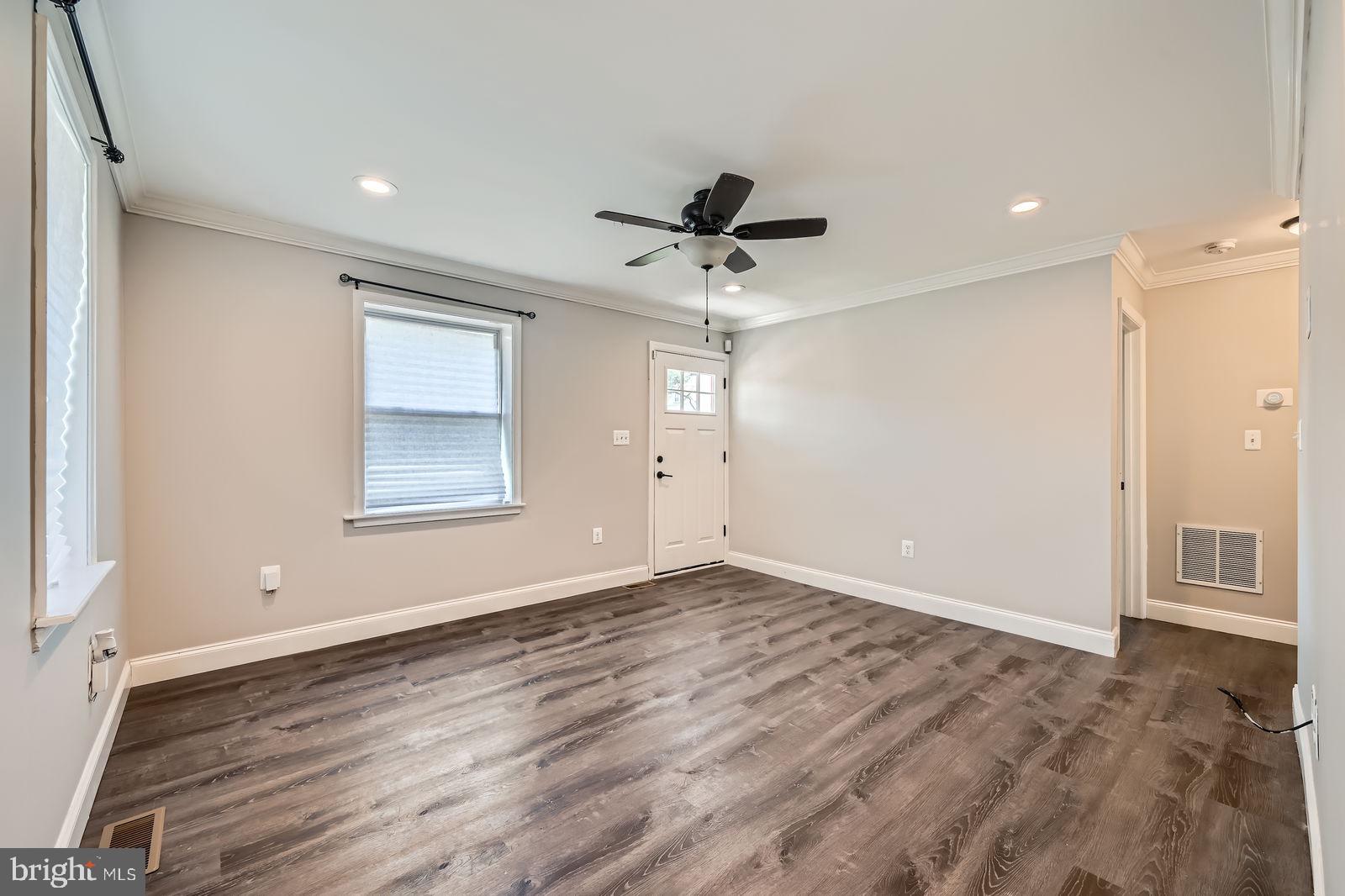 MORGAN PARK - Residential