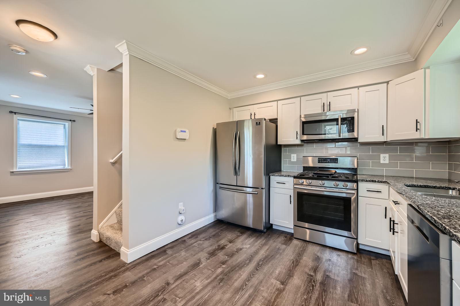 MORGAN PARK - Residential