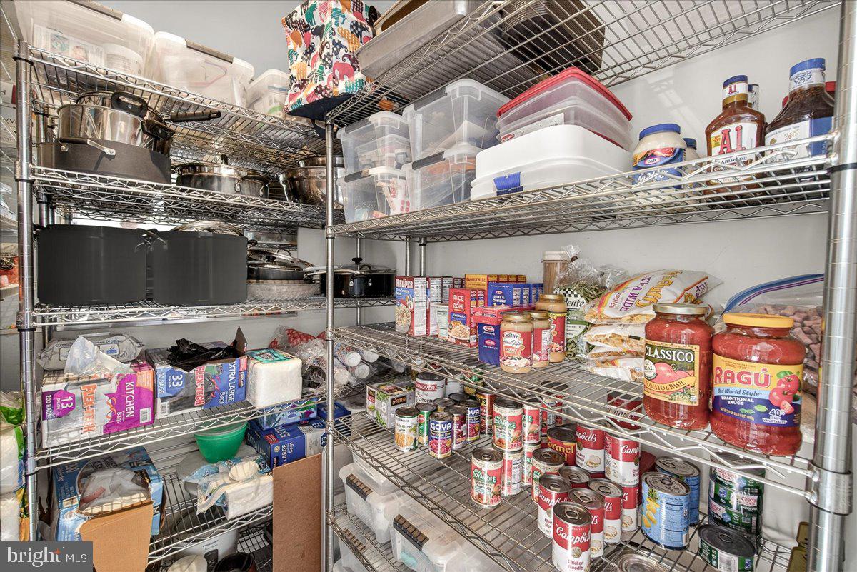 WEST OAK FIELDS - Residential