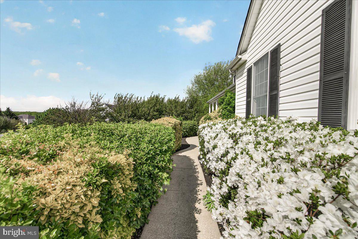 WEST OAK FIELDS - Residential