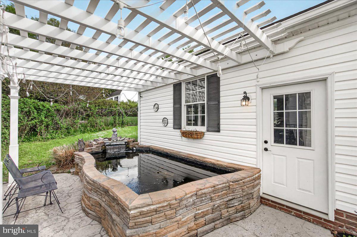 WEST OAK FIELDS - Residential