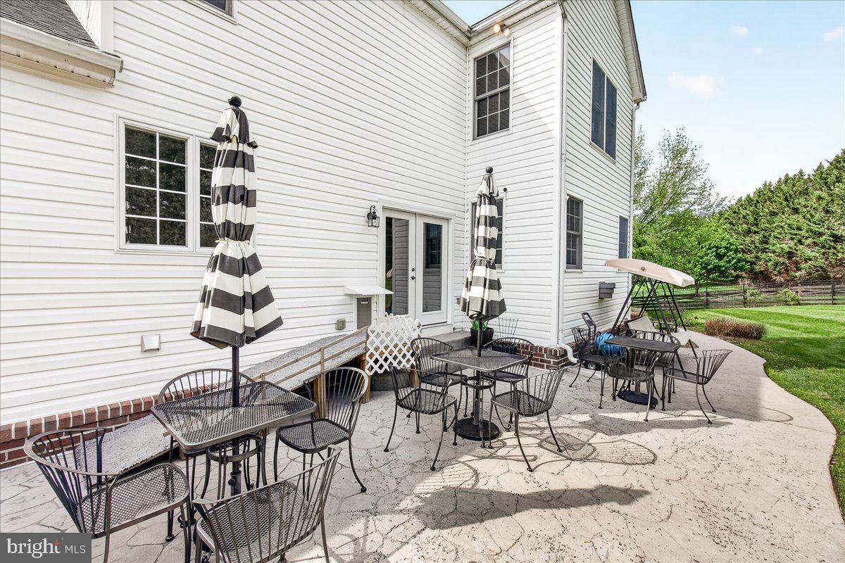 WEST OAK FIELDS - Residential