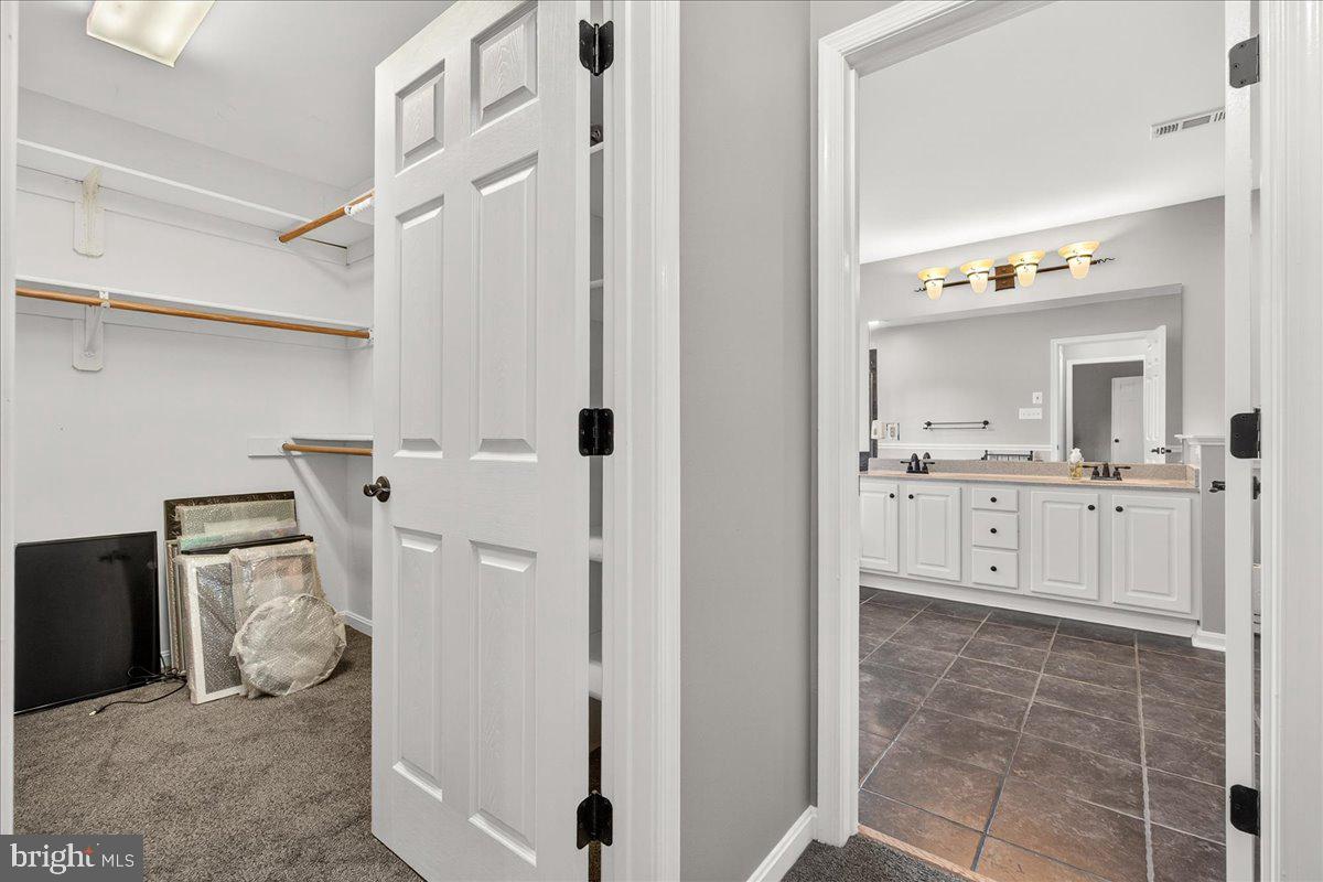 WEST OAK FIELDS - Residential