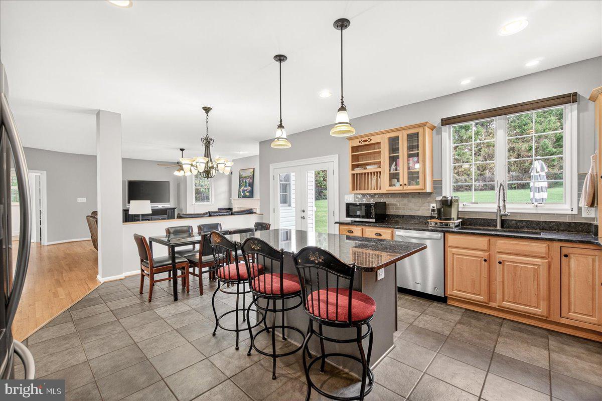 WEST OAK FIELDS - Residential