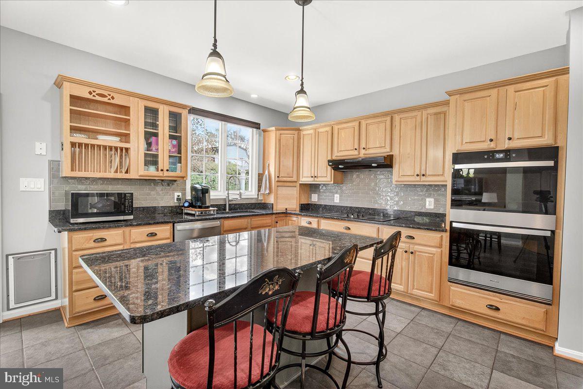 WEST OAK FIELDS - Residential