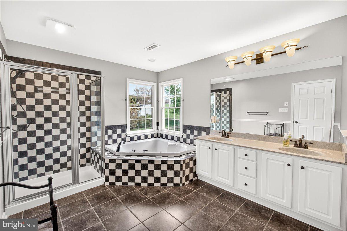 WEST OAK FIELDS - Residential