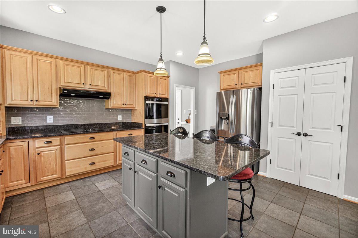 WEST OAK FIELDS - Residential