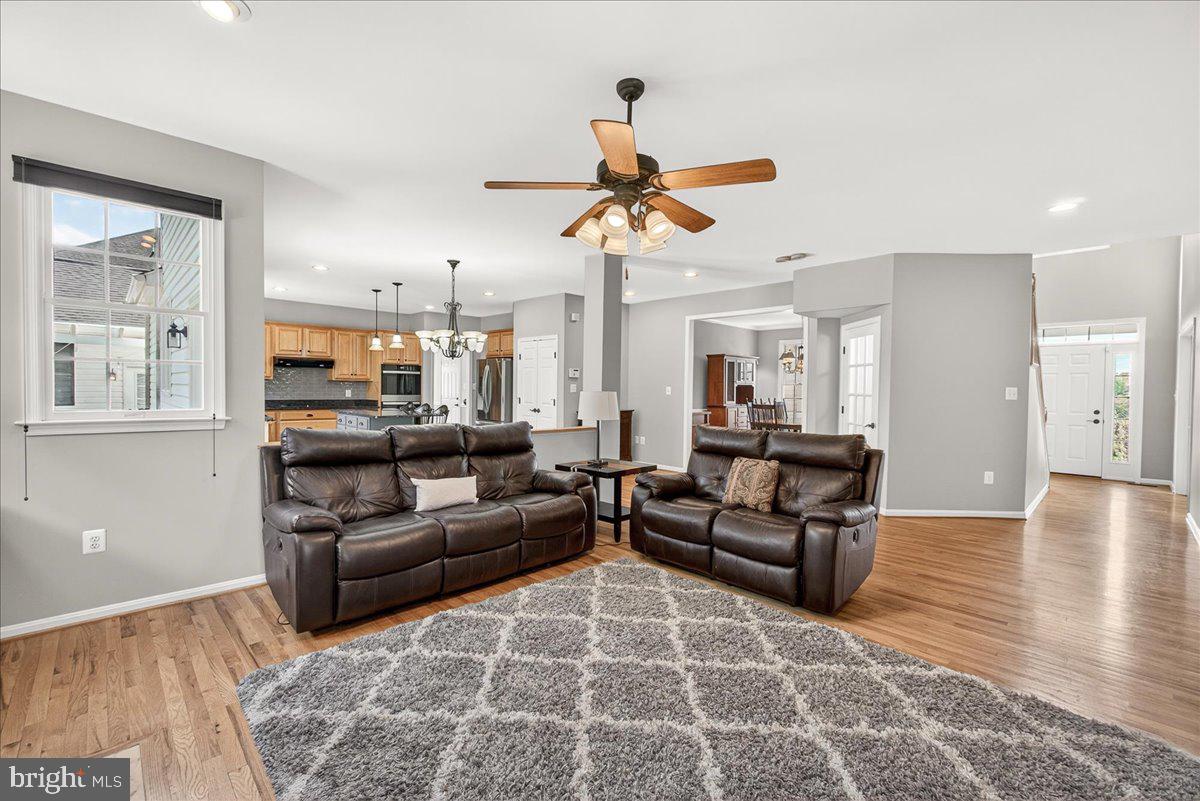 WEST OAK FIELDS - Residential