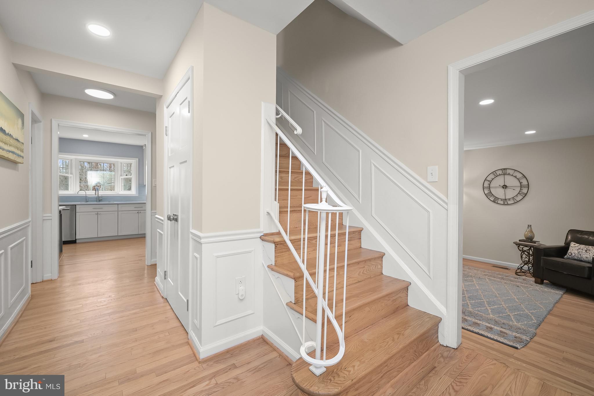 COUNTRY PLACE - Residential