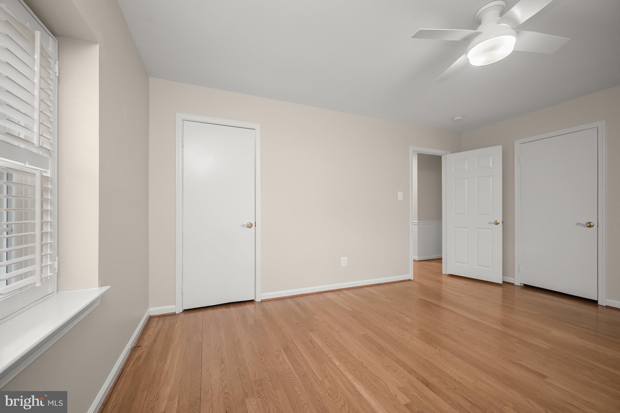 COUNTRY PLACE - Residential