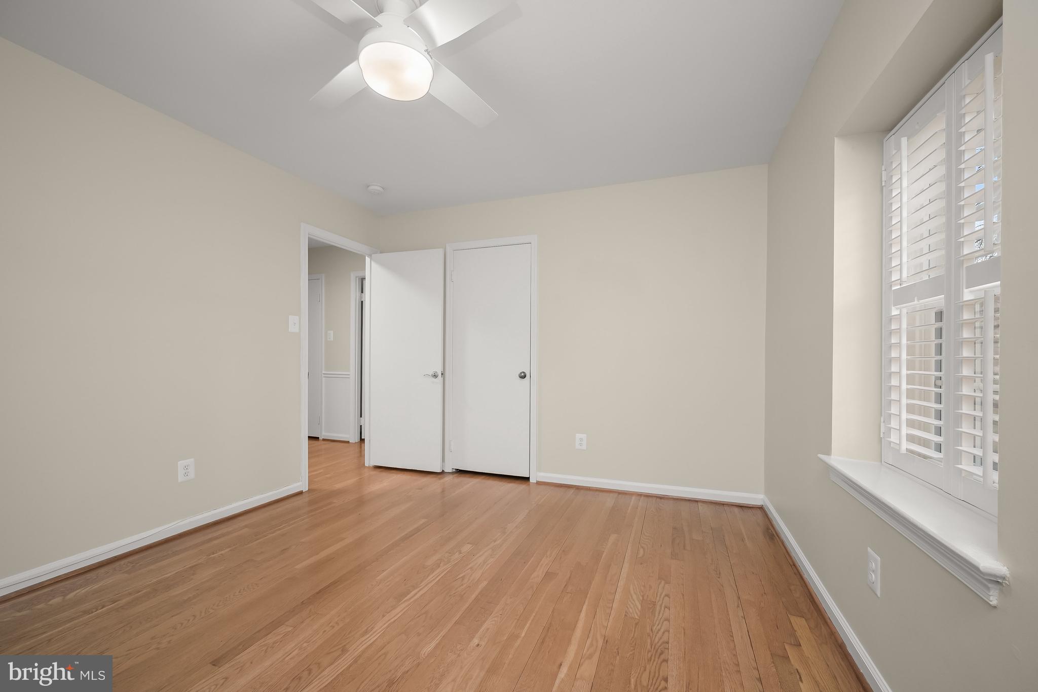 COUNTRY PLACE - Residential