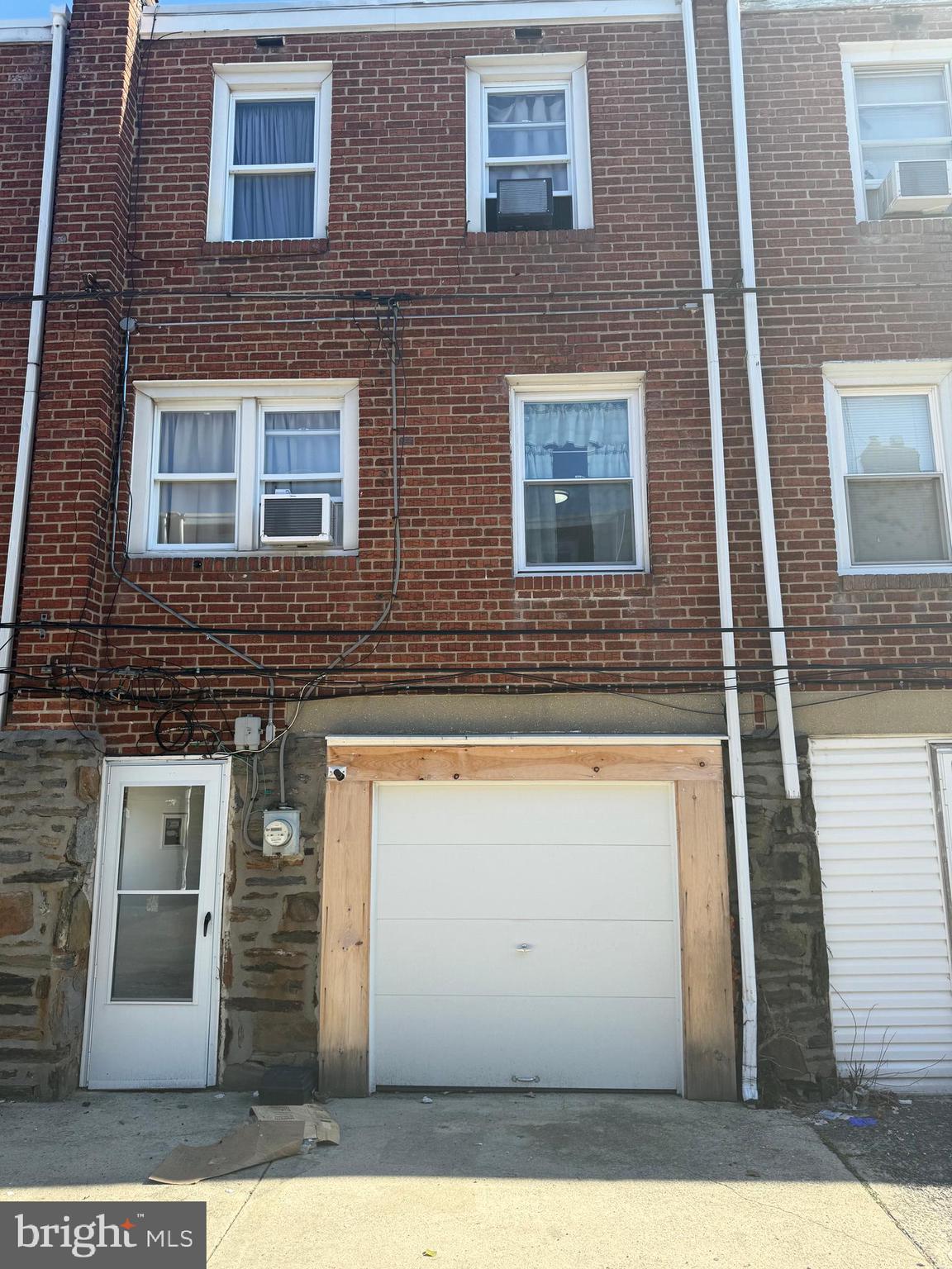 LANSDOWNE PARK - Residential