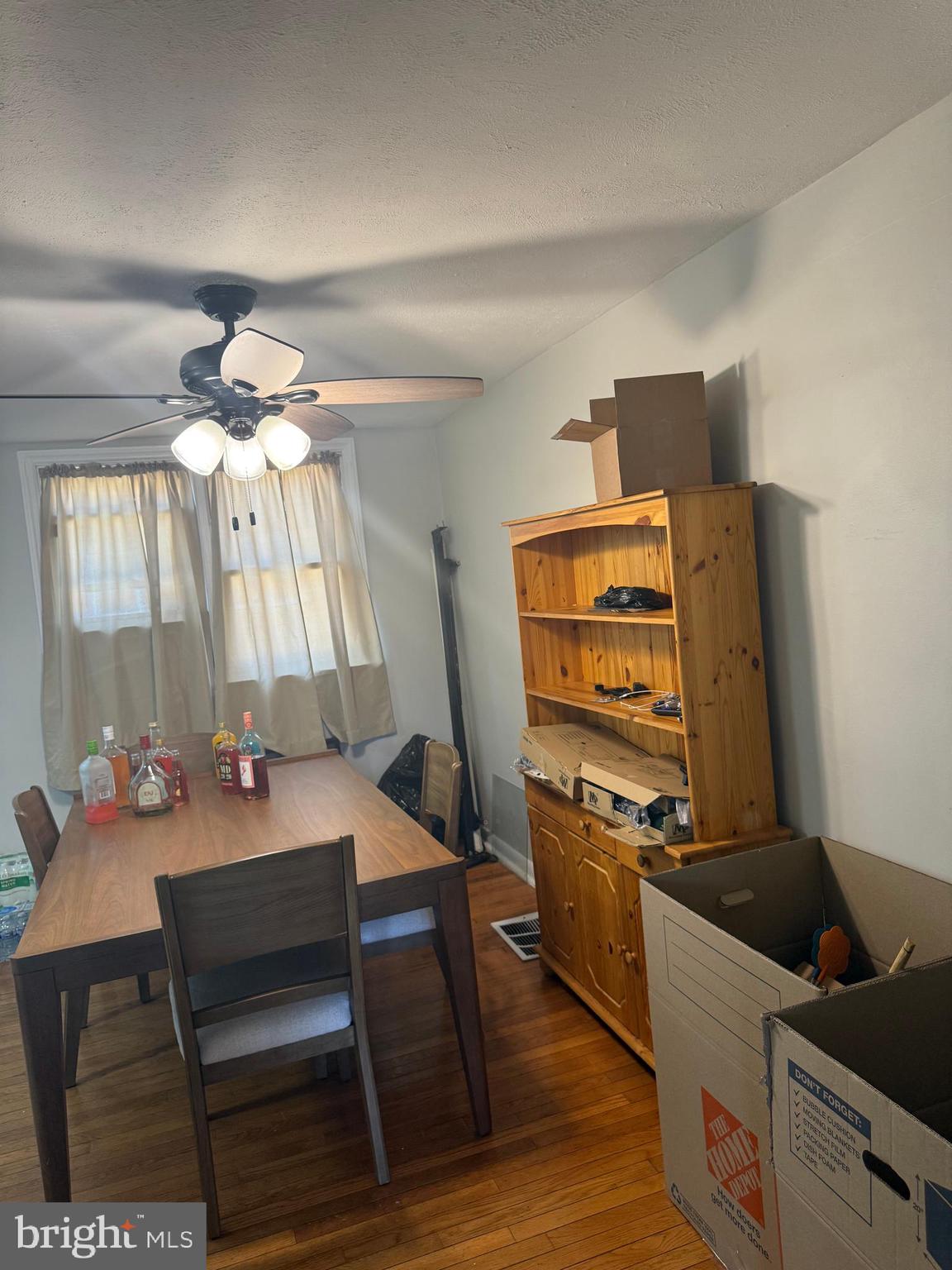 LANSDOWNE PARK - Residential