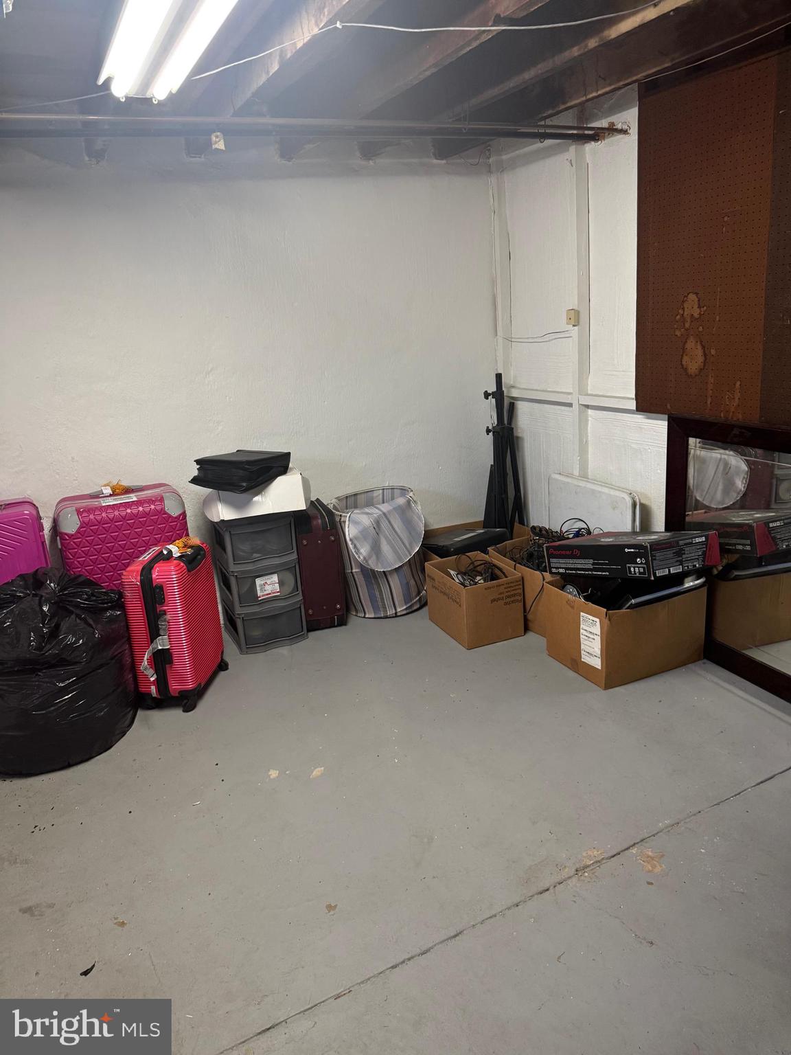 LANSDOWNE PARK - Residential