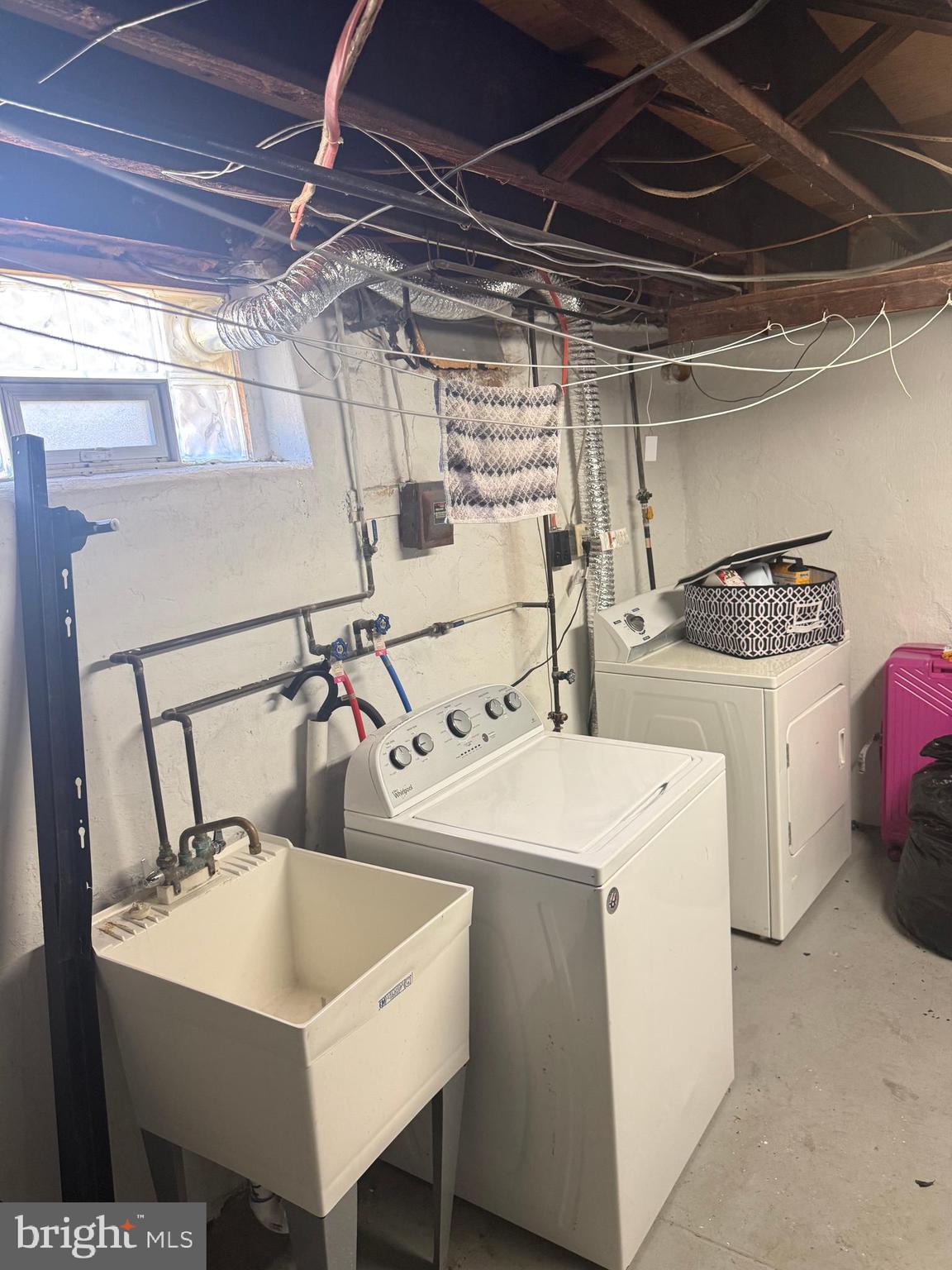 LANSDOWNE PARK - Residential