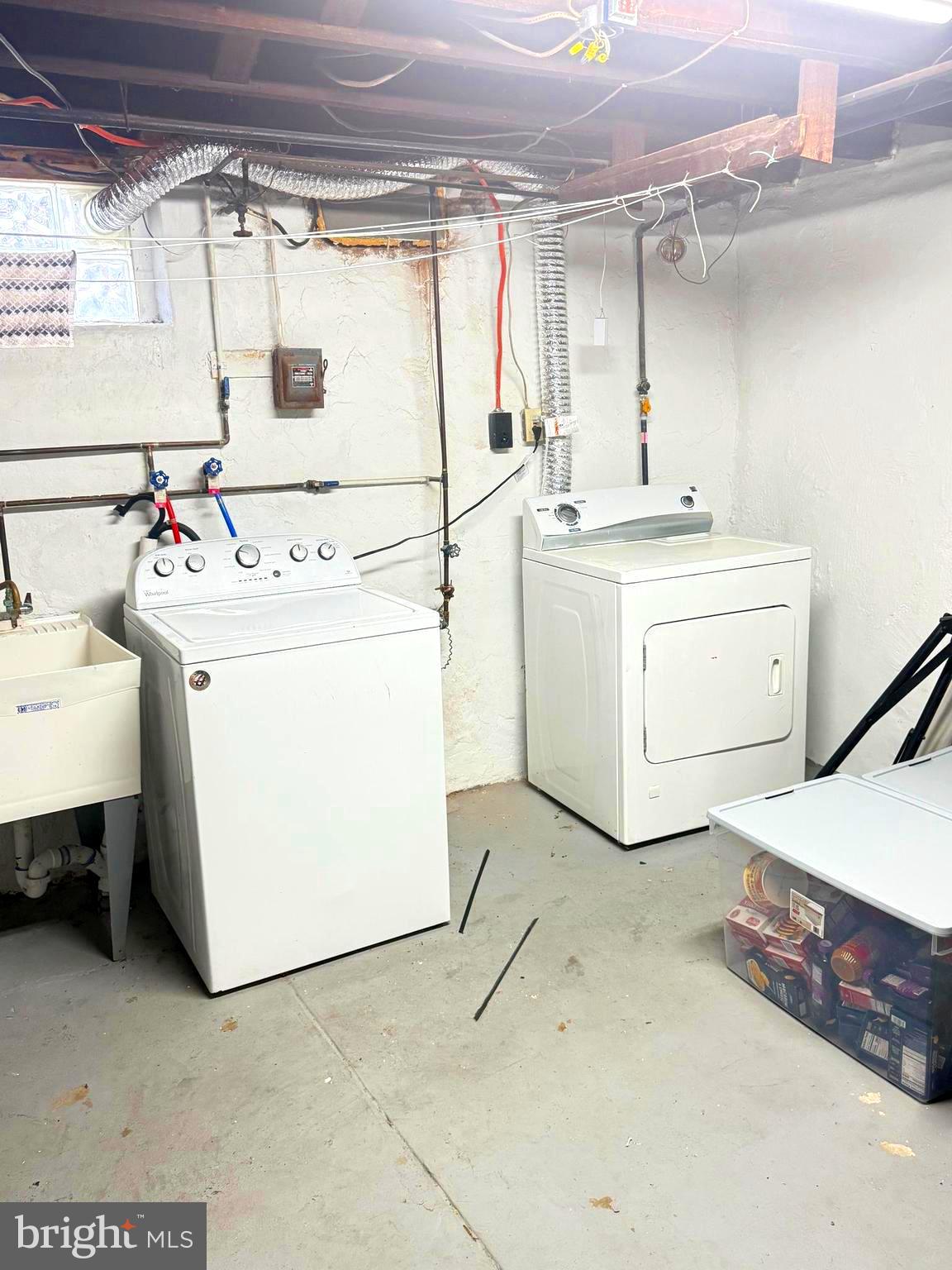 LANSDOWNE PARK - Residential