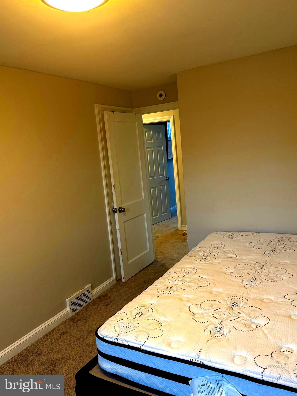 LANSDOWNE PARK - Residential