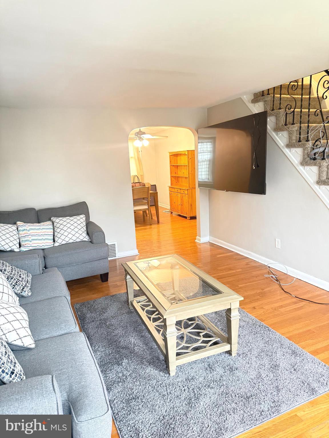 LANSDOWNE PARK - Residential