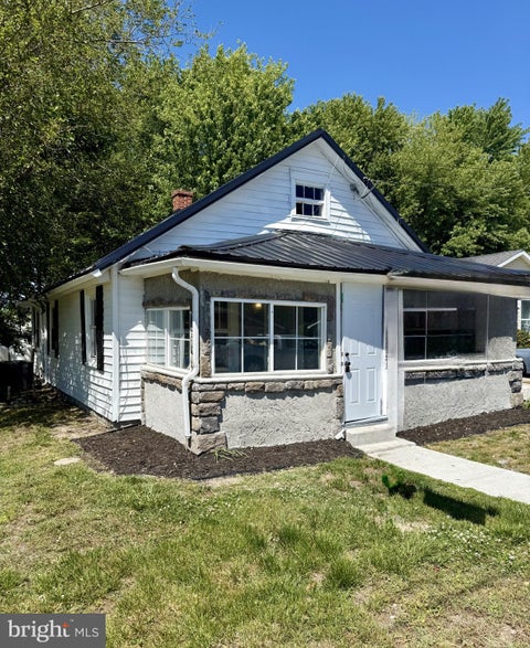 Homes For Sale - 118 W Milby Street<br/> HARRINGTON, DE 19952