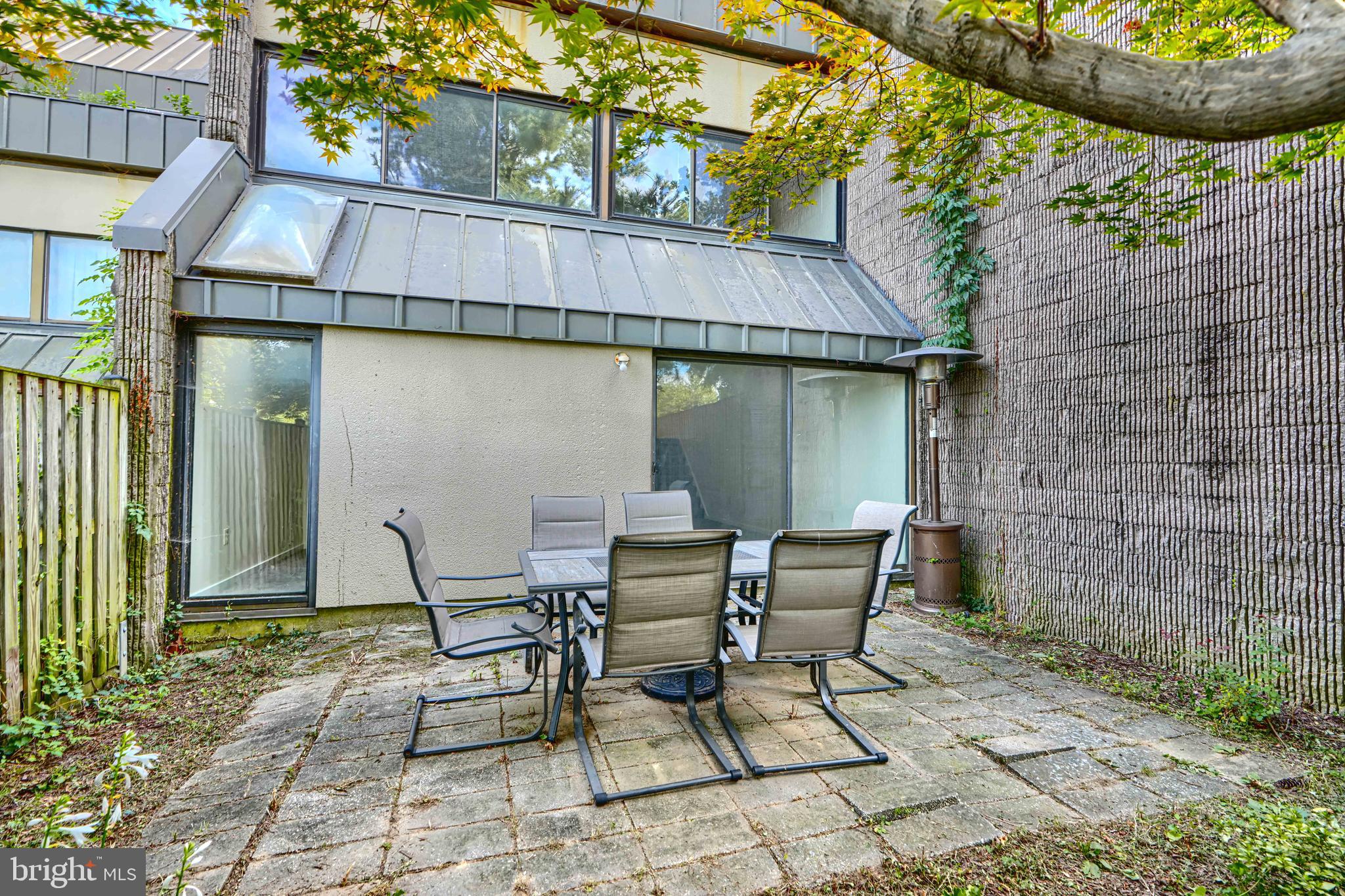 COLD SPRING NEWTOWN - Residential