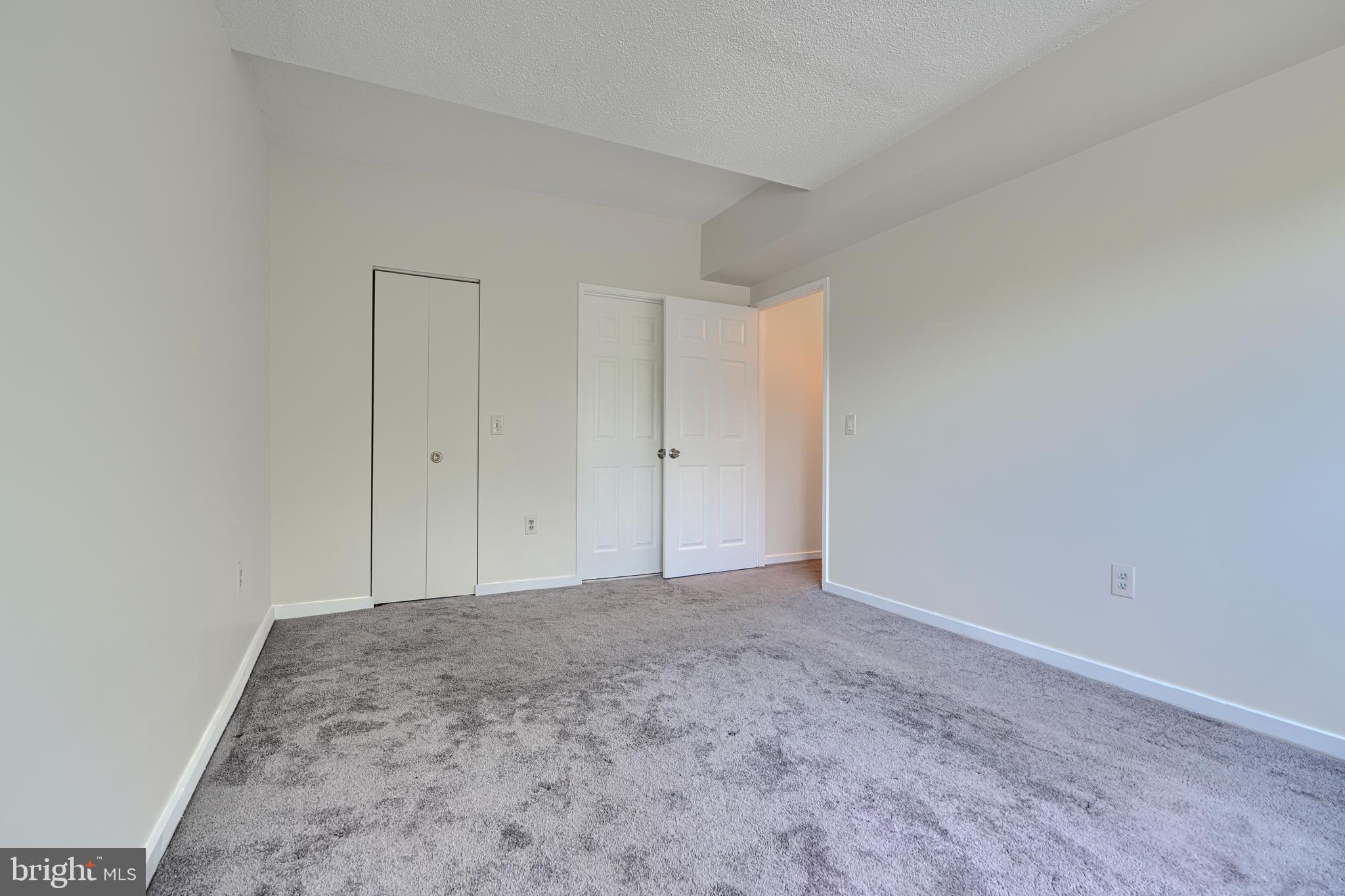 COLD SPRING NEWTOWN - Residential