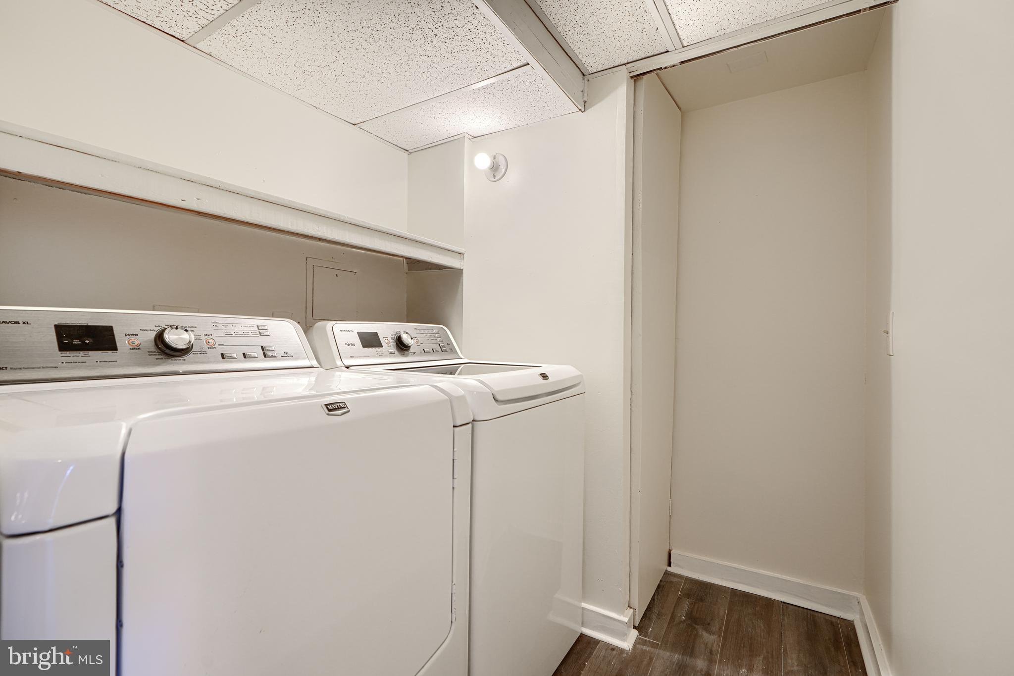 COLD SPRING NEWTOWN - Residential