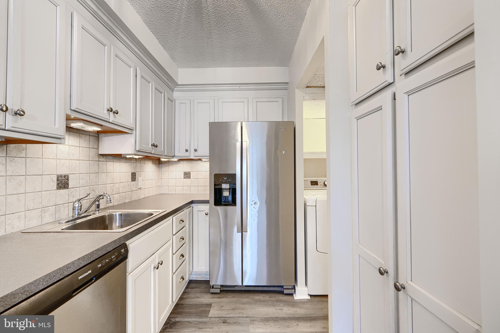 COLD SPRING NEWTOWN - Residential