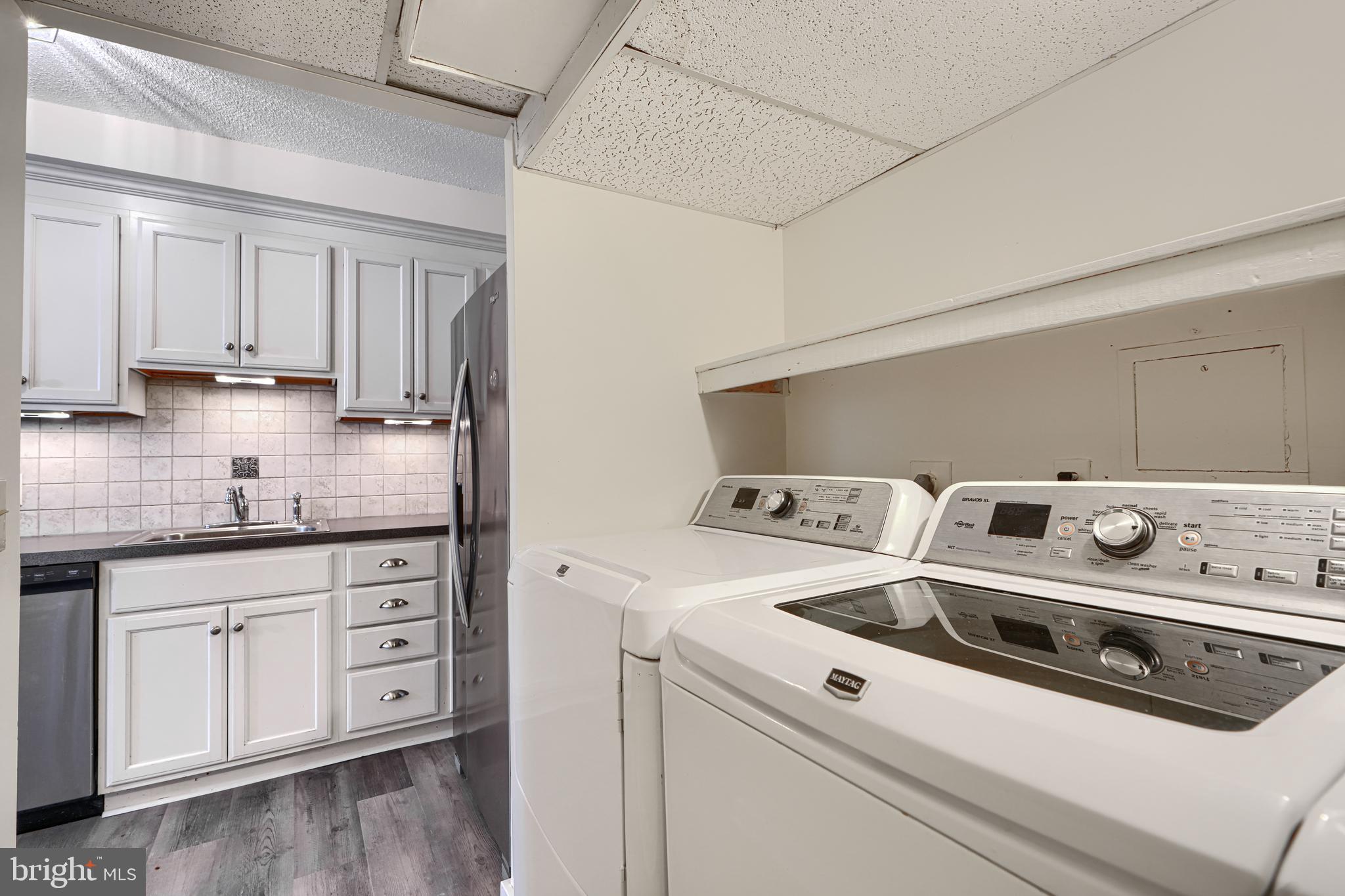 COLD SPRING NEWTOWN - Residential