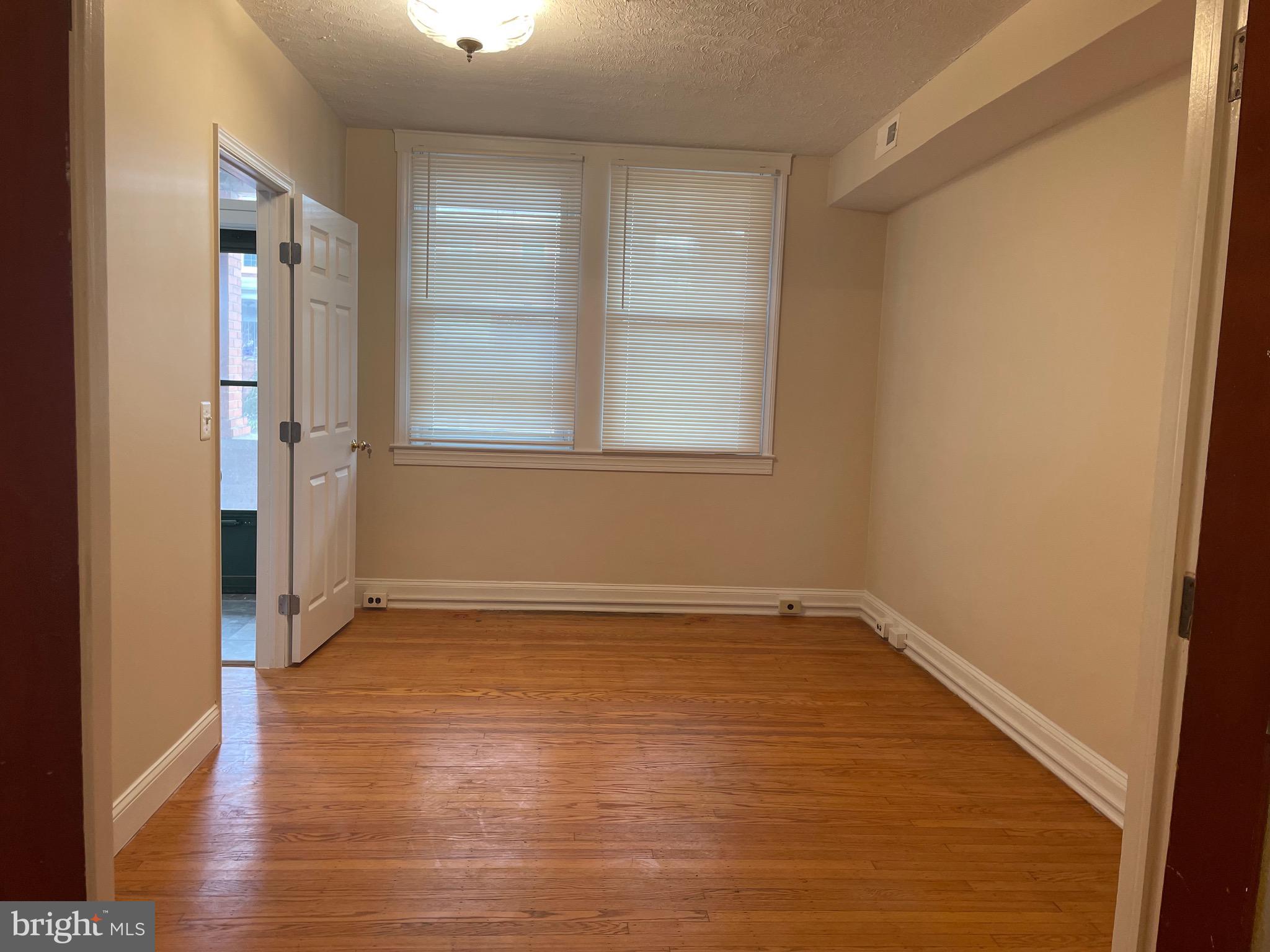 HIGHLANDTOWN - Residential Lease
