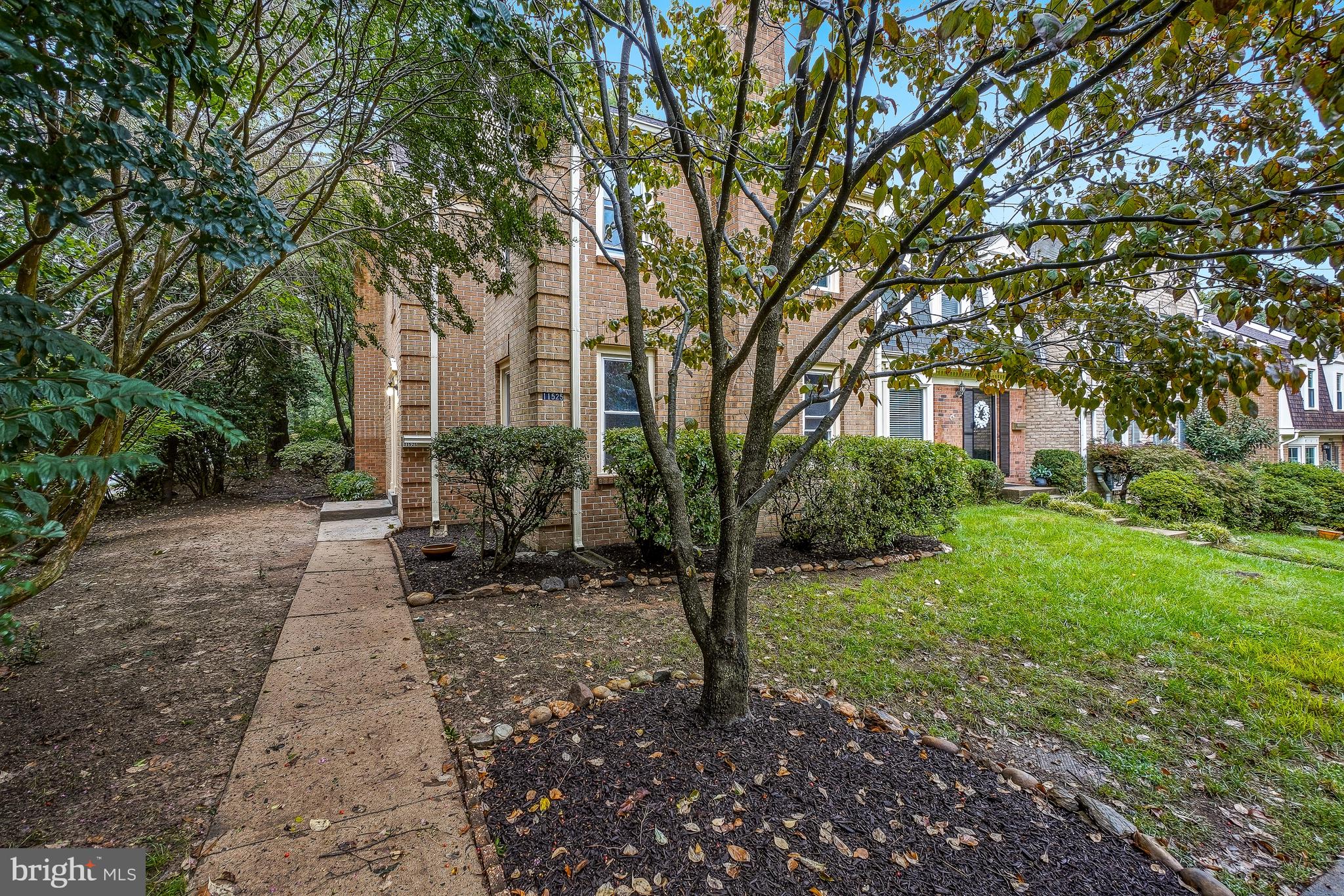 11525 PINE CONE COURT