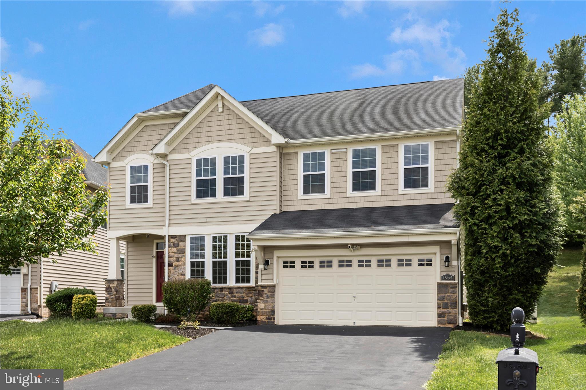 CLOVER RIDGE - Residential