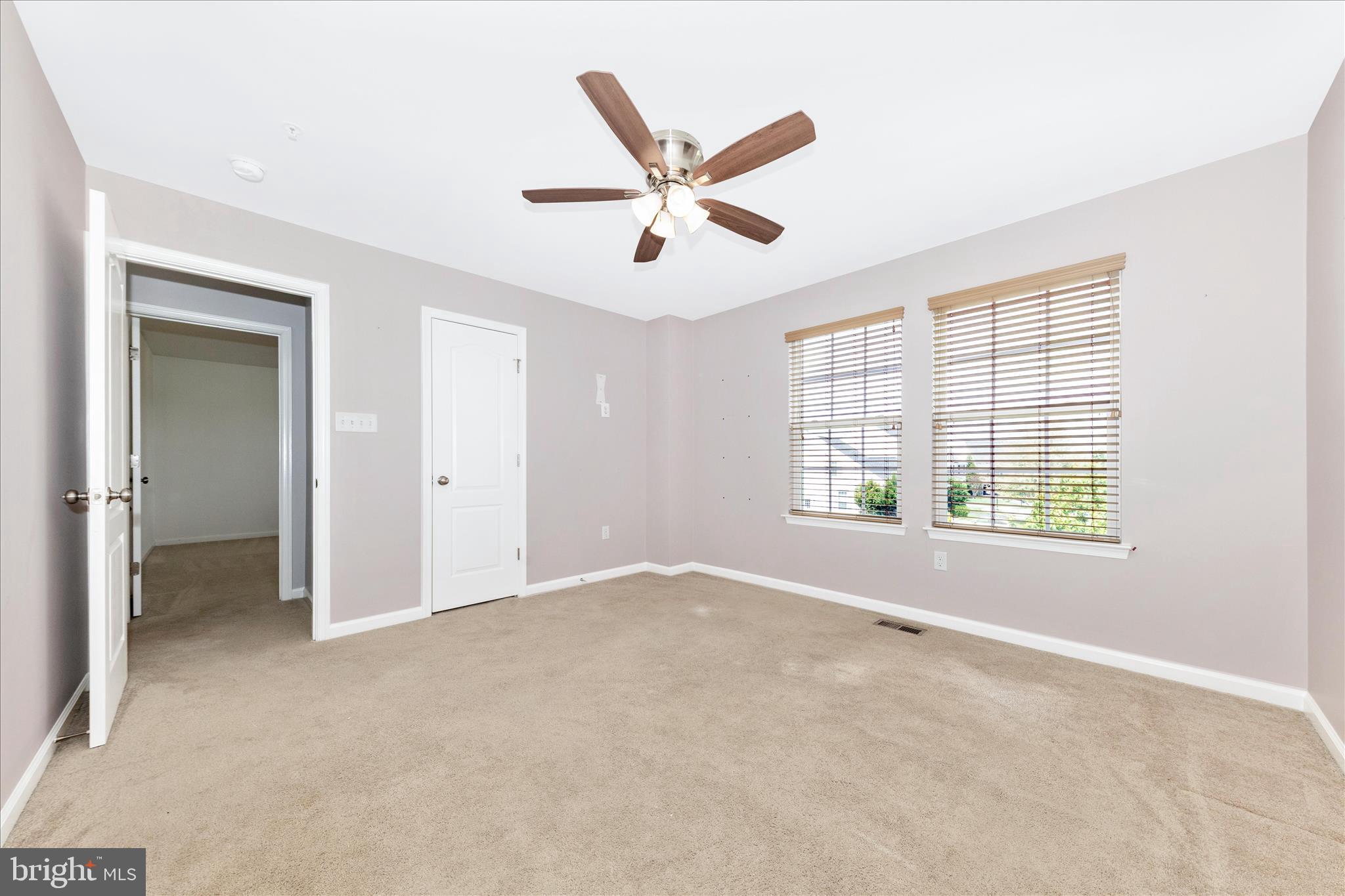 CLOVER RIDGE - Residential