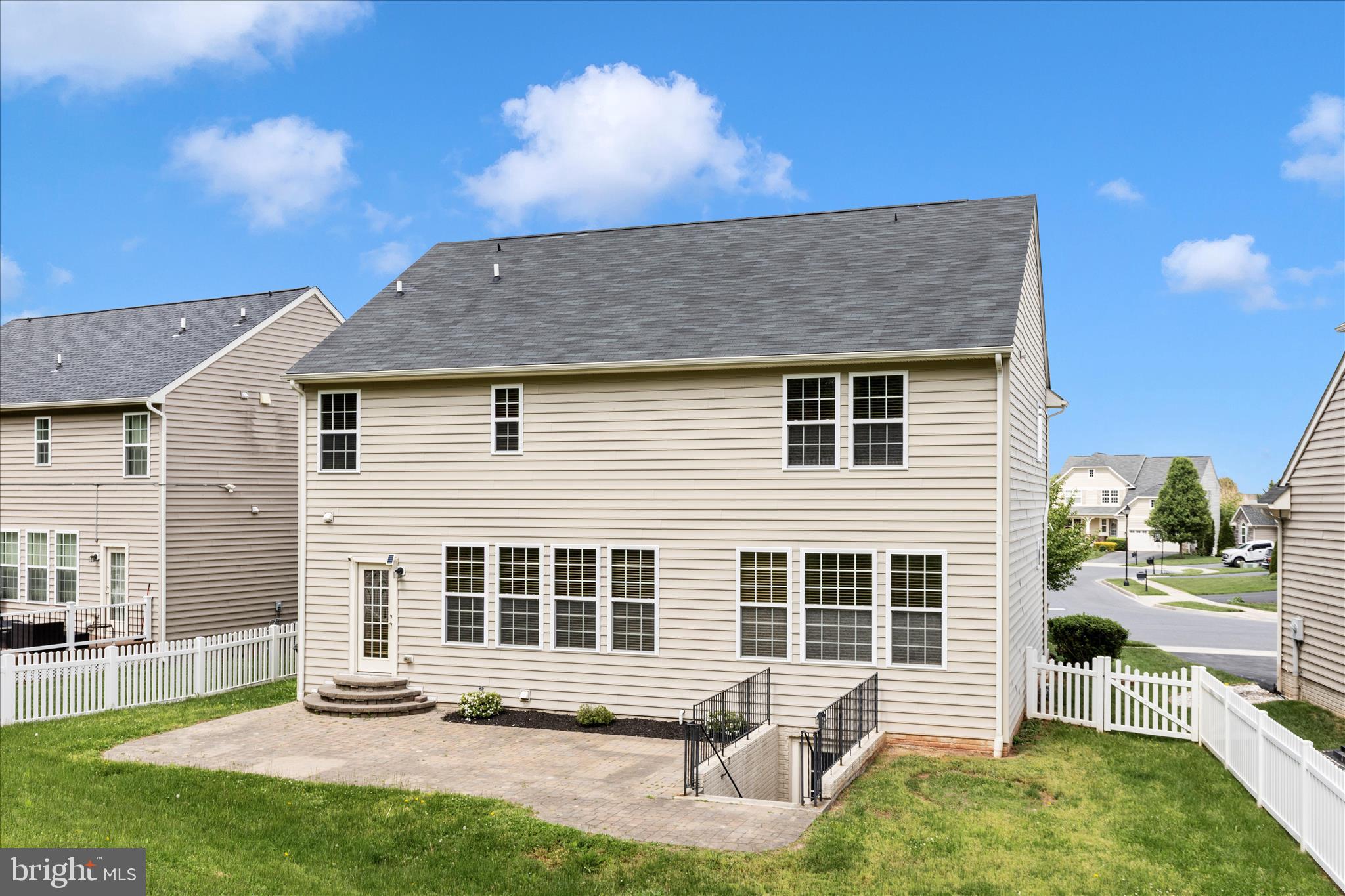 CLOVER RIDGE - Residential
