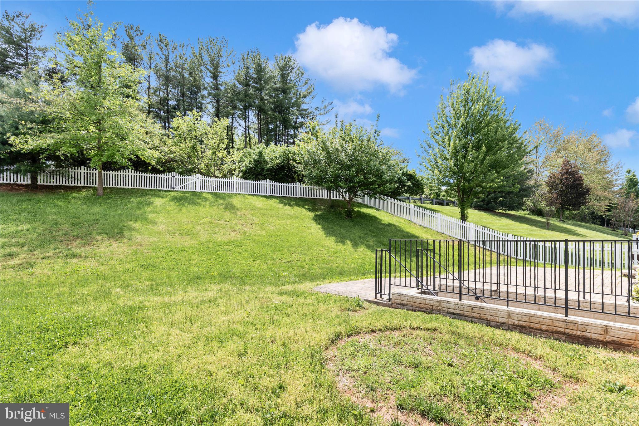 CLOVER RIDGE - Residential