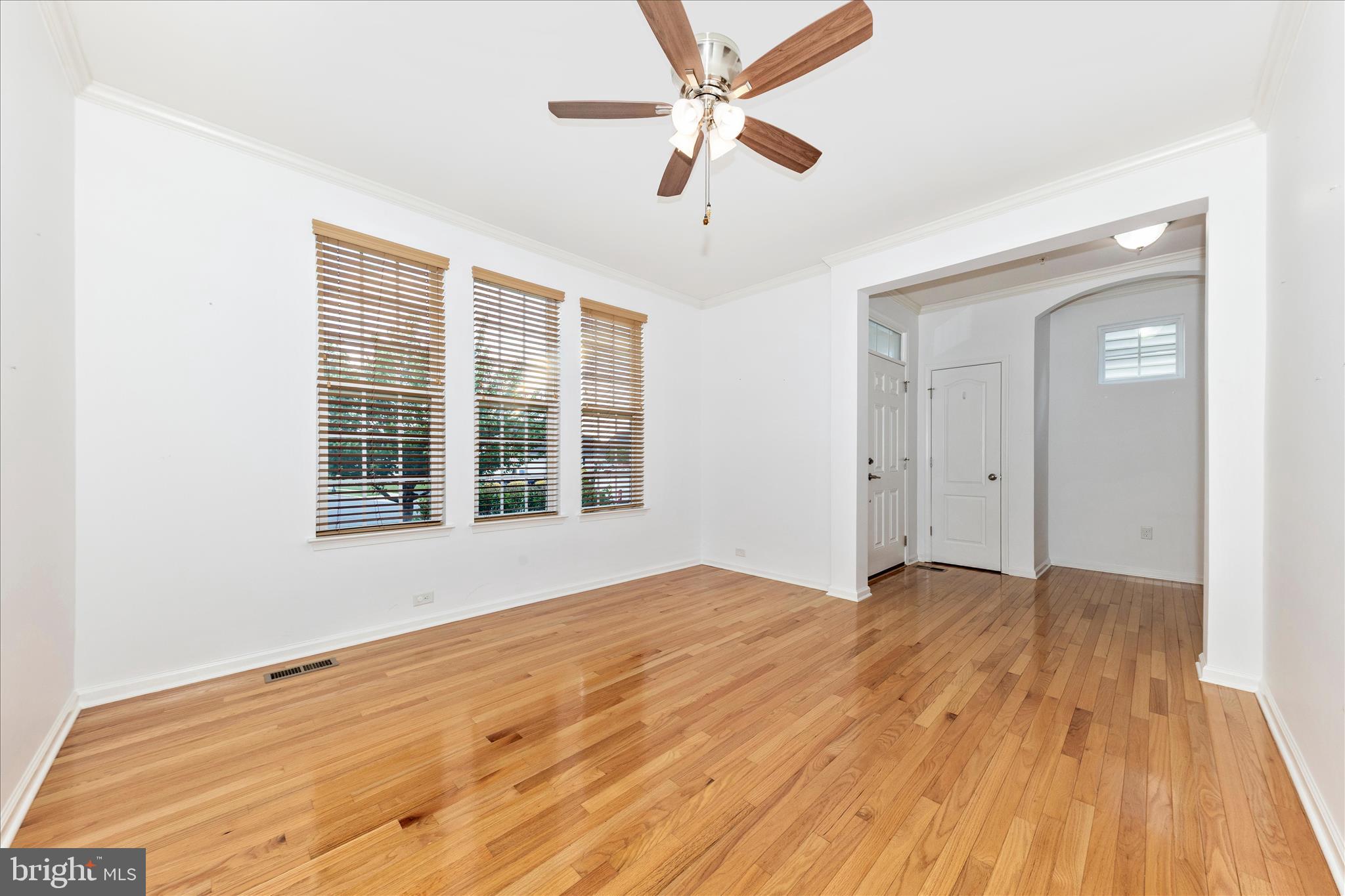 CLOVER RIDGE - Residential