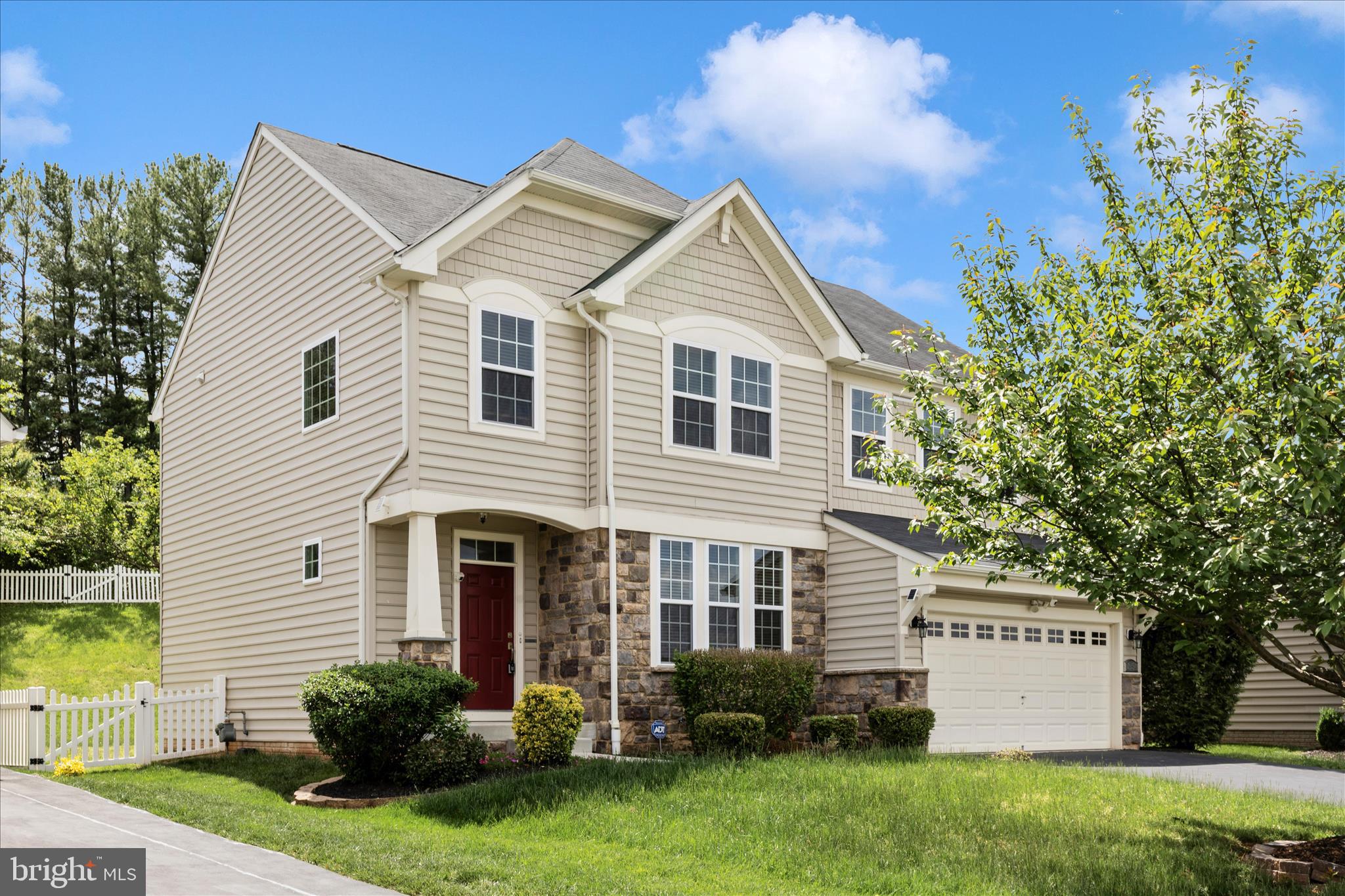 CLOVER RIDGE - Residential
