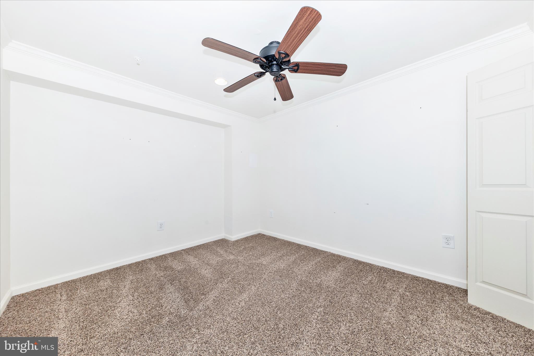 CLOVER RIDGE - Residential