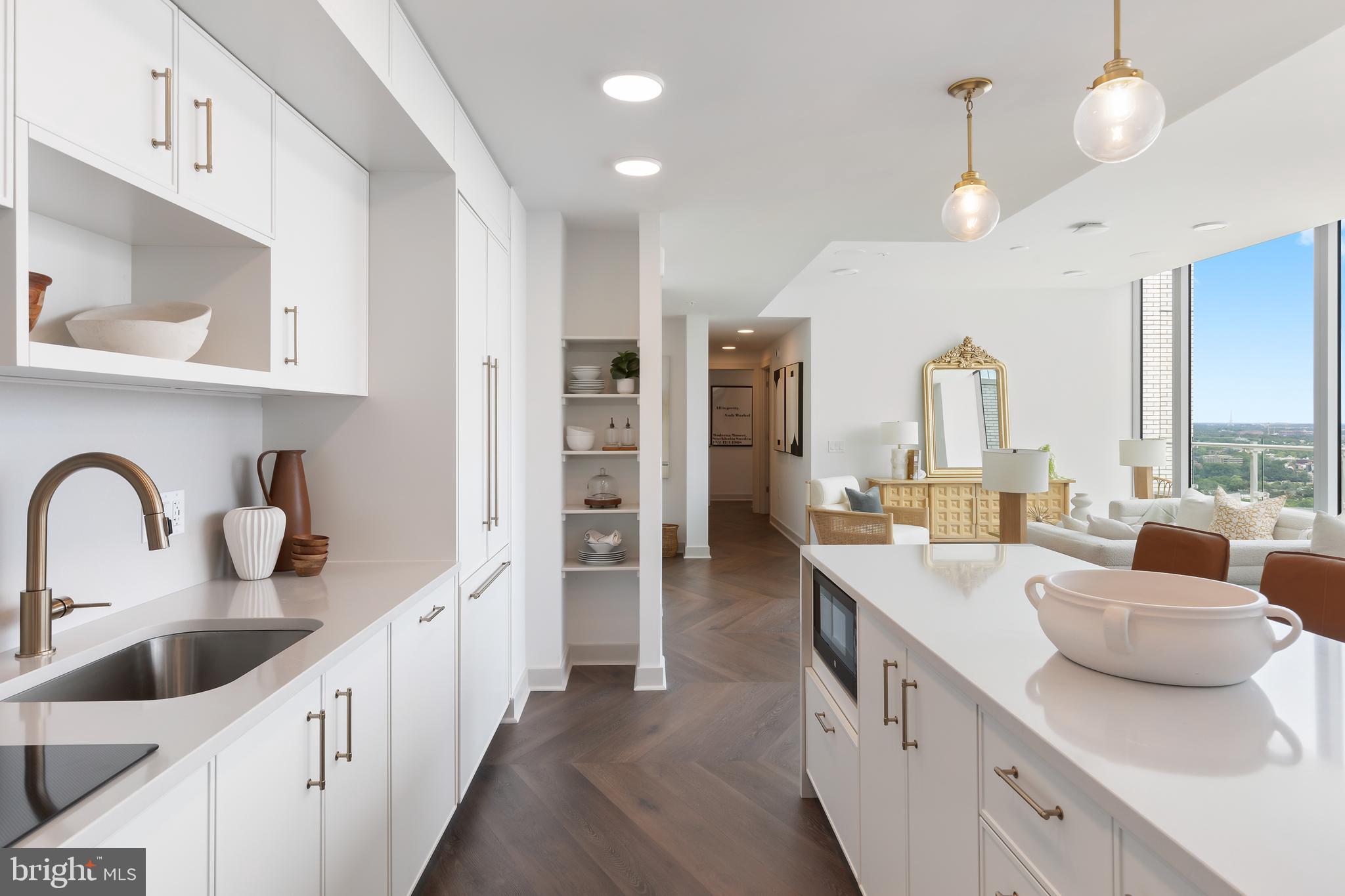 COURTHOUSE - Residential Lease