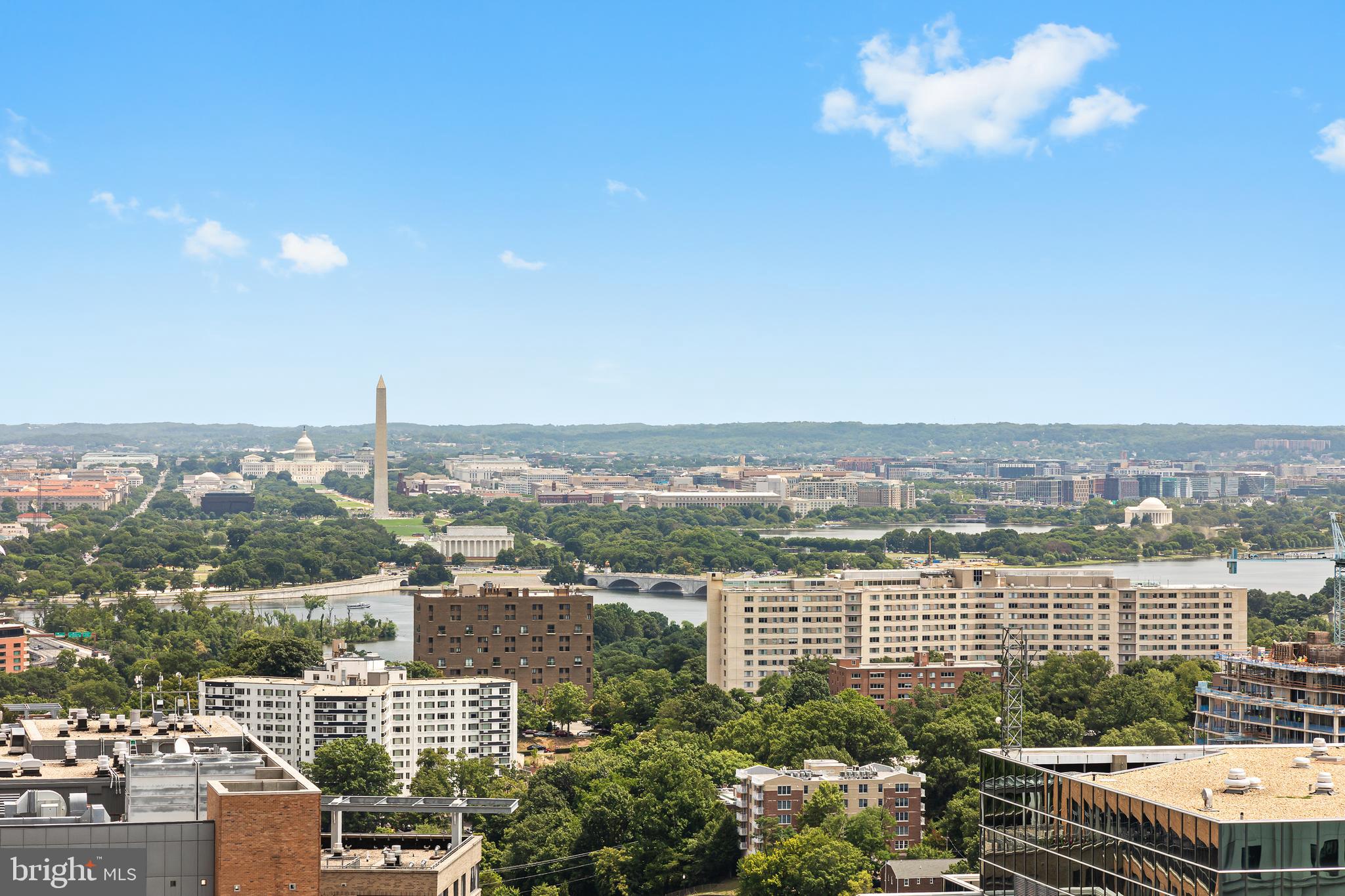 COURTHOUSE - Residential Lease