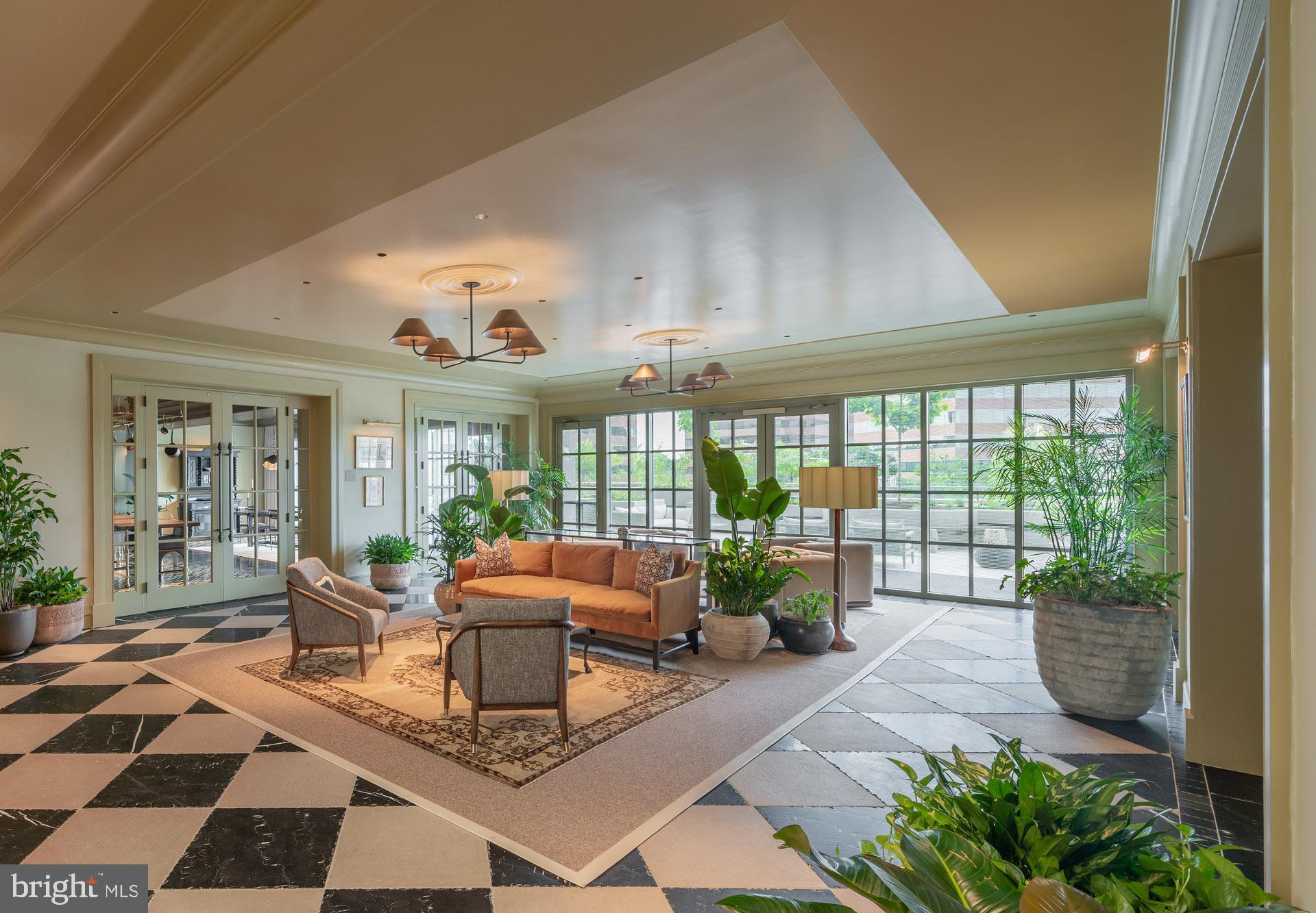 COURTHOUSE - Residential Lease