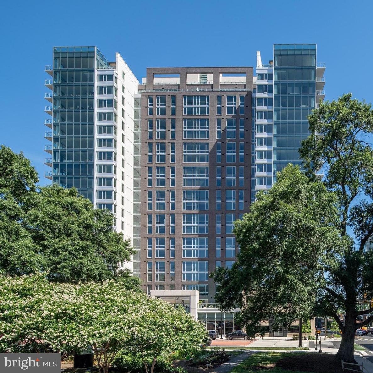 COURTHOUSE - Residential Lease