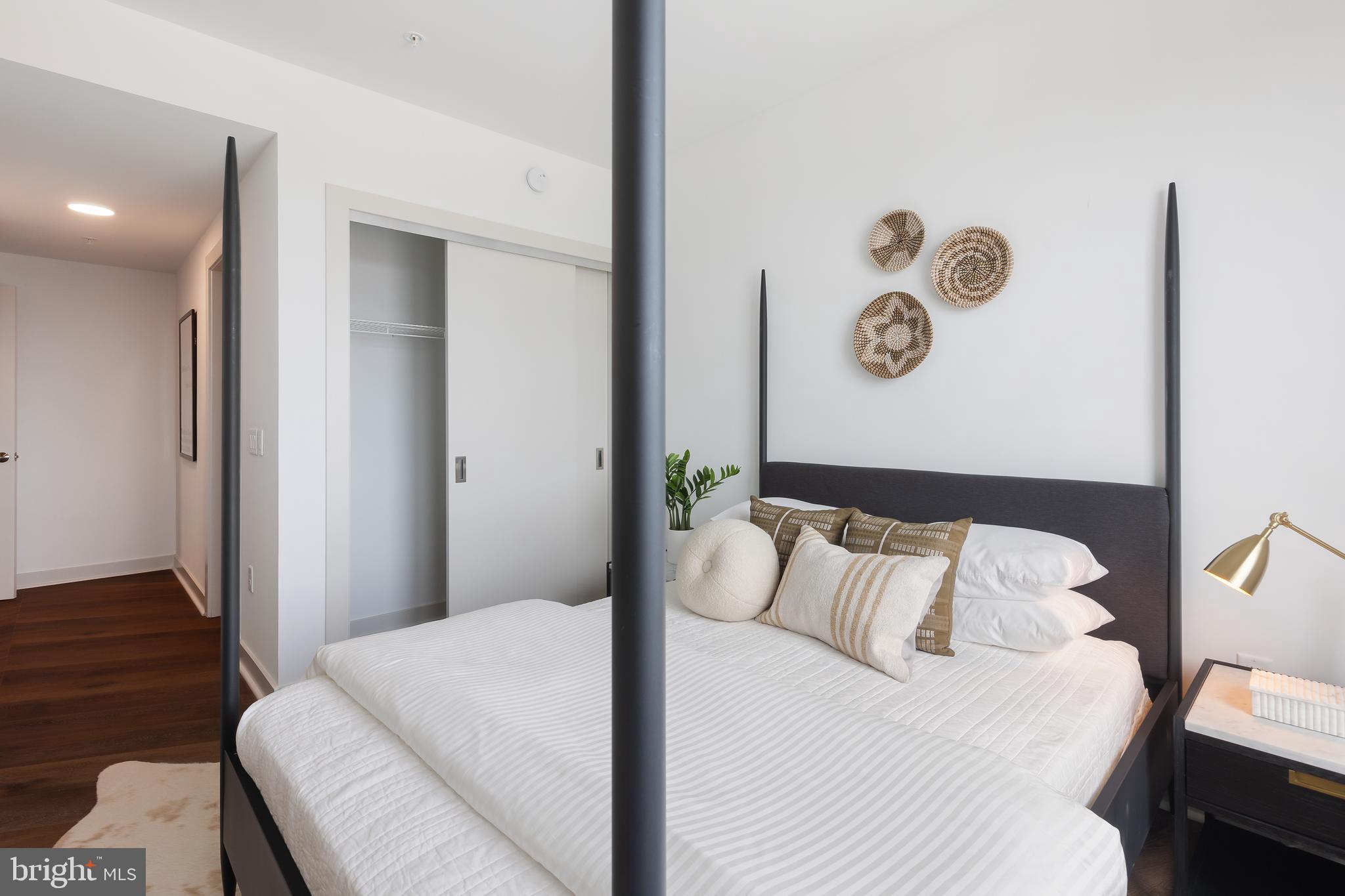 COURTHOUSE - Residential Lease