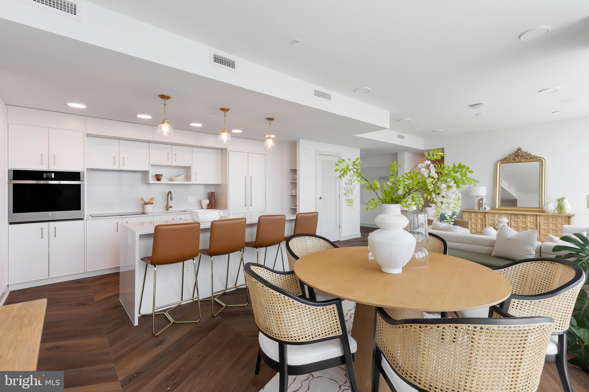 COURTHOUSE - Residential Lease