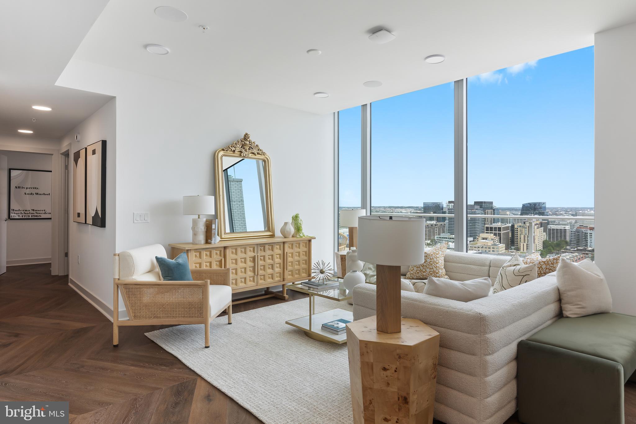 COURTHOUSE - Residential Lease